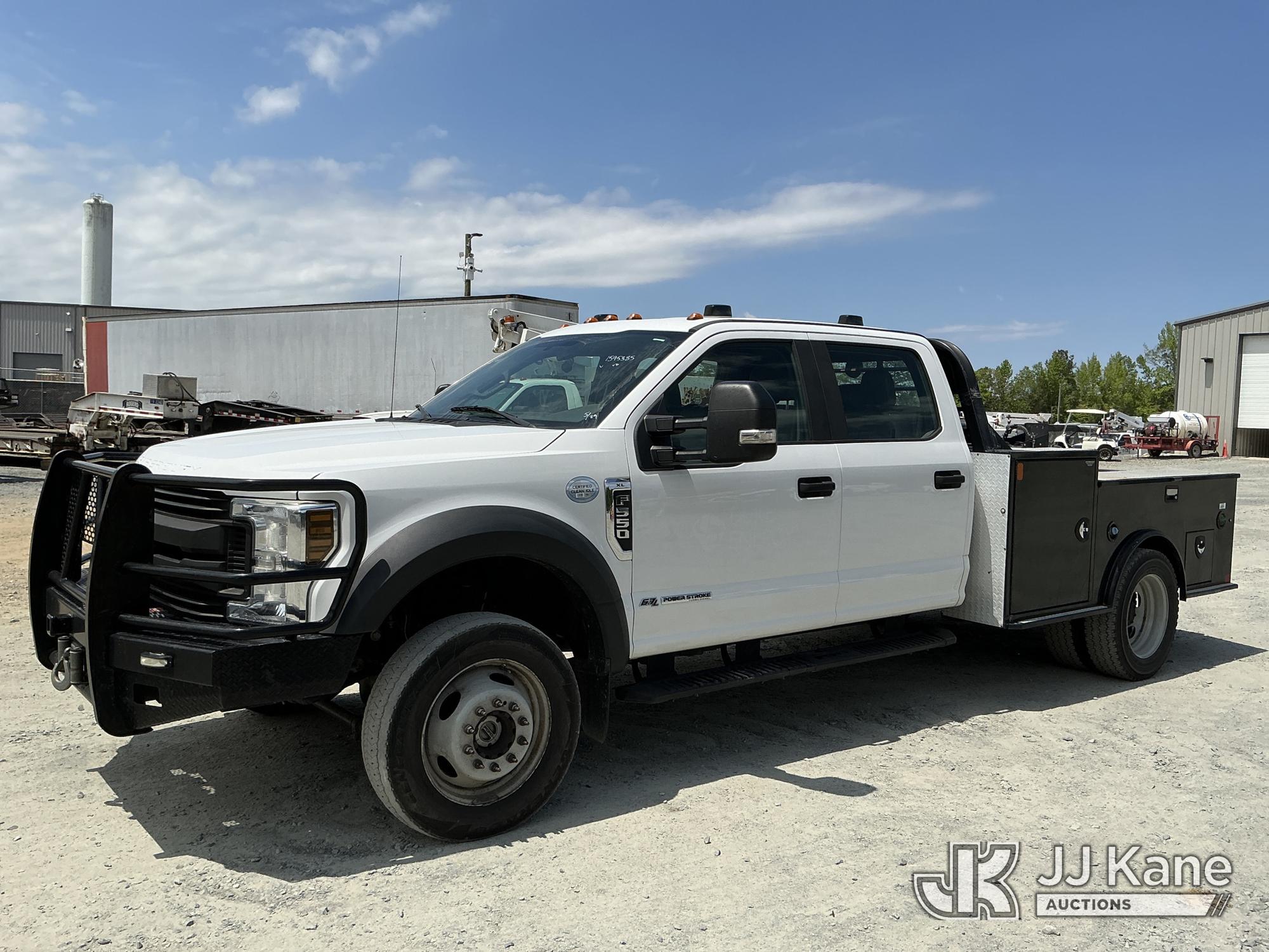 Photo of a 2018 Ford F550 4x4