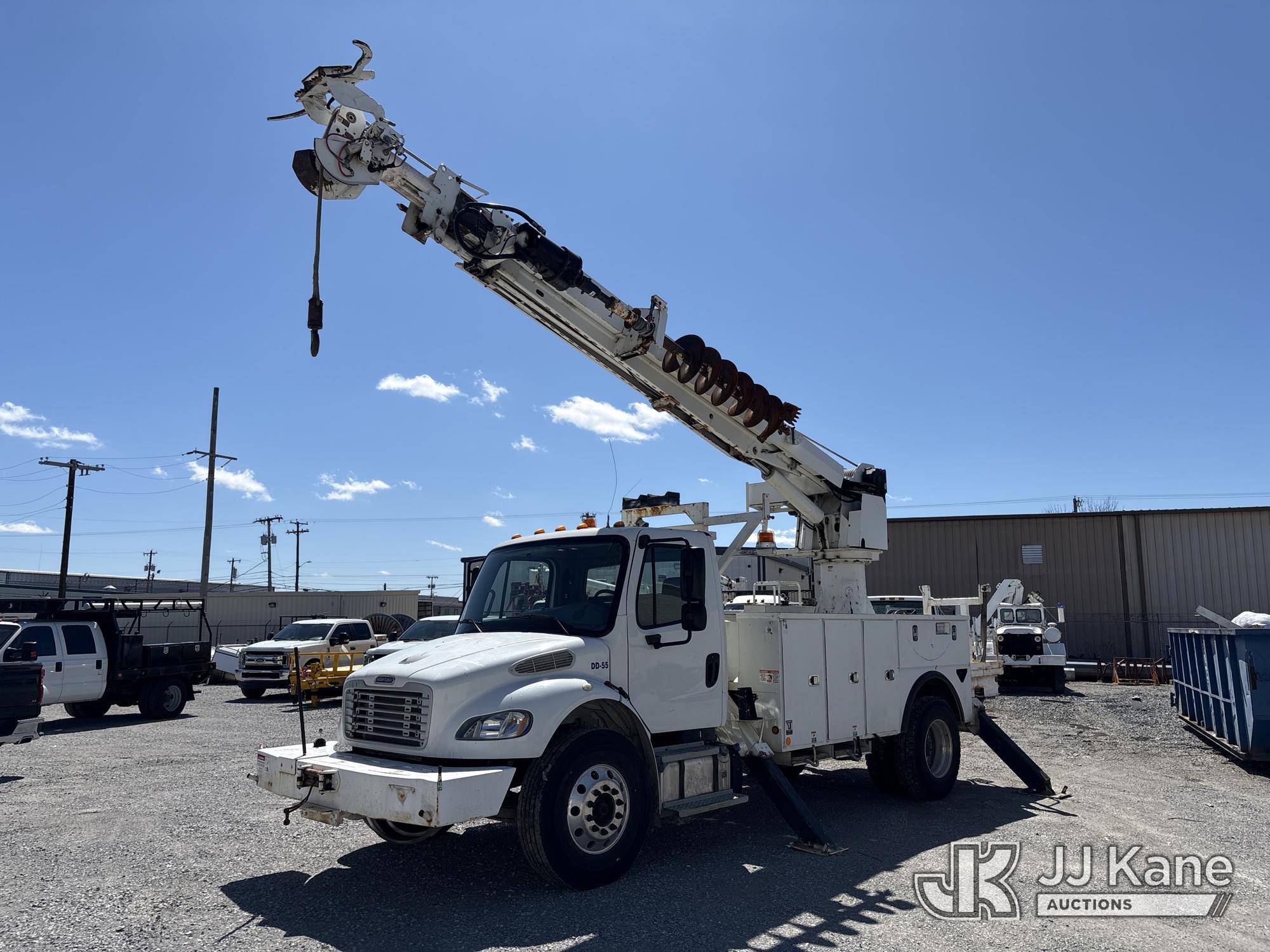 Photo of a 2013 Freightliner M2 106