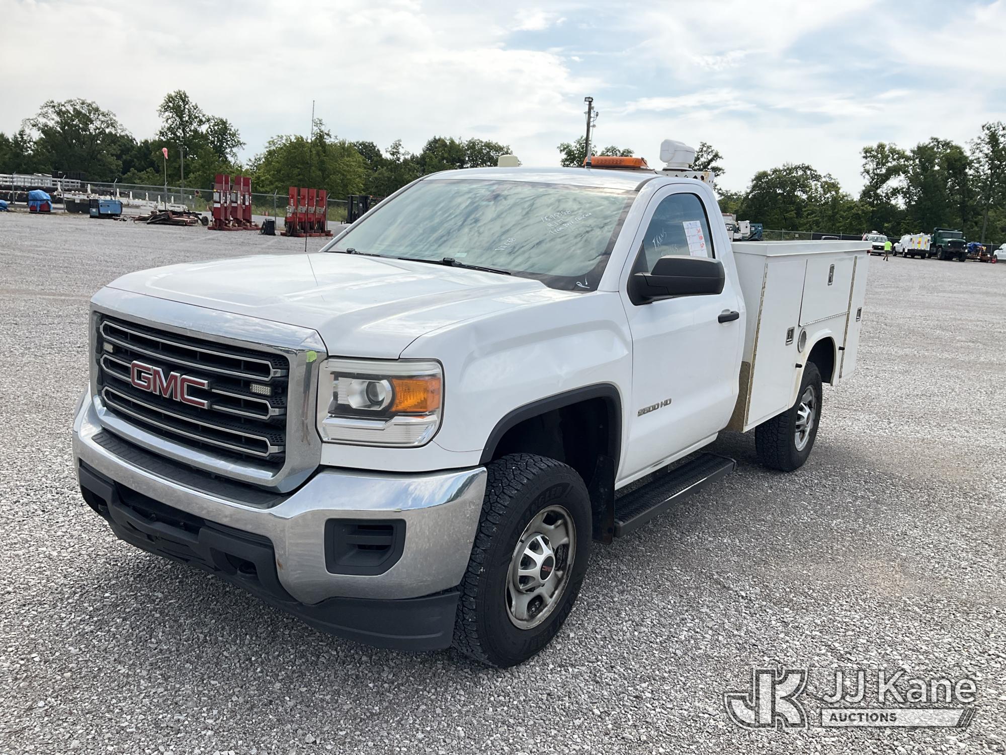 Photo of a 2015 GMC Sierra 2500HD 4x4