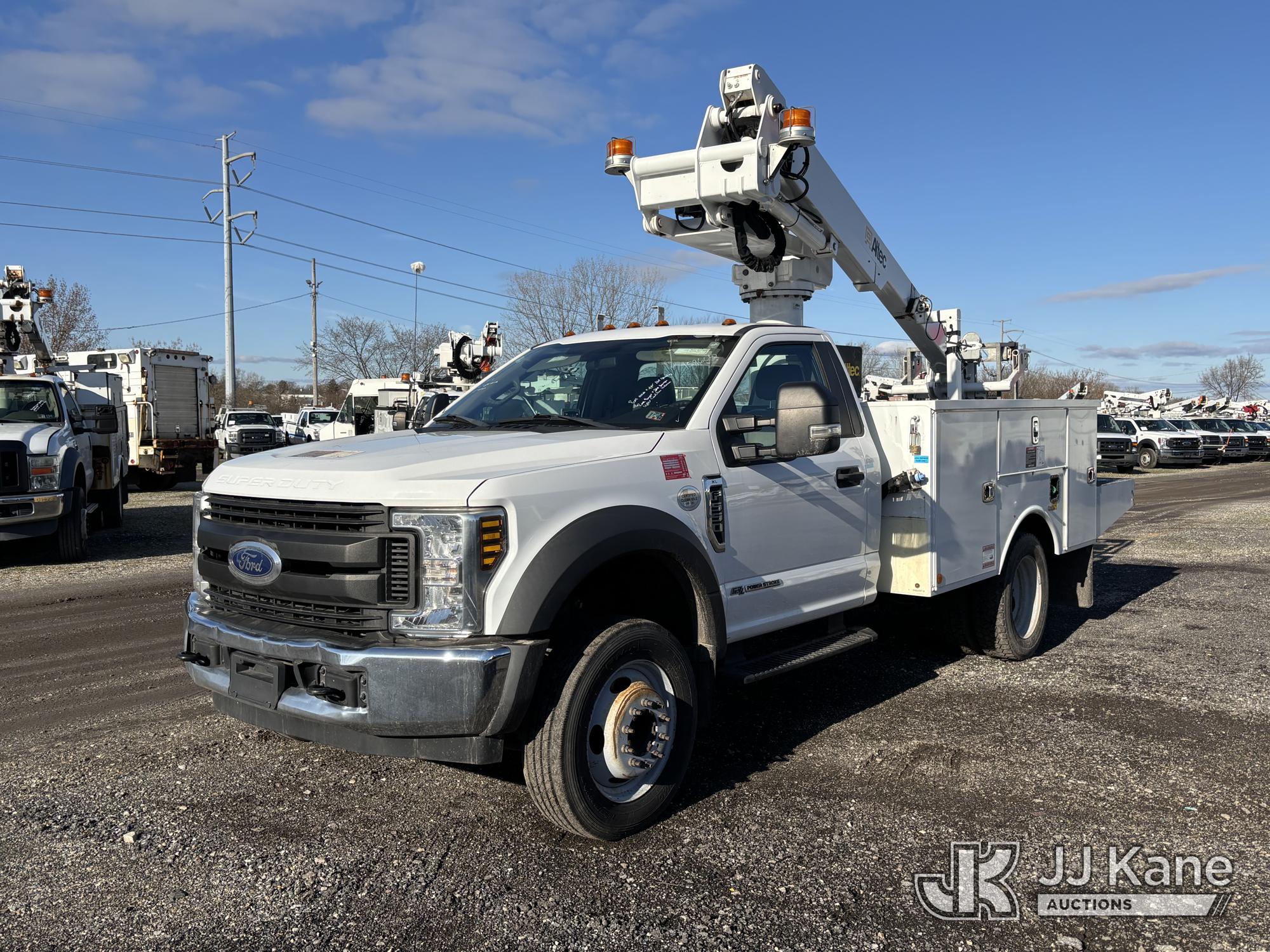 Photo of a 2019 Ford F550