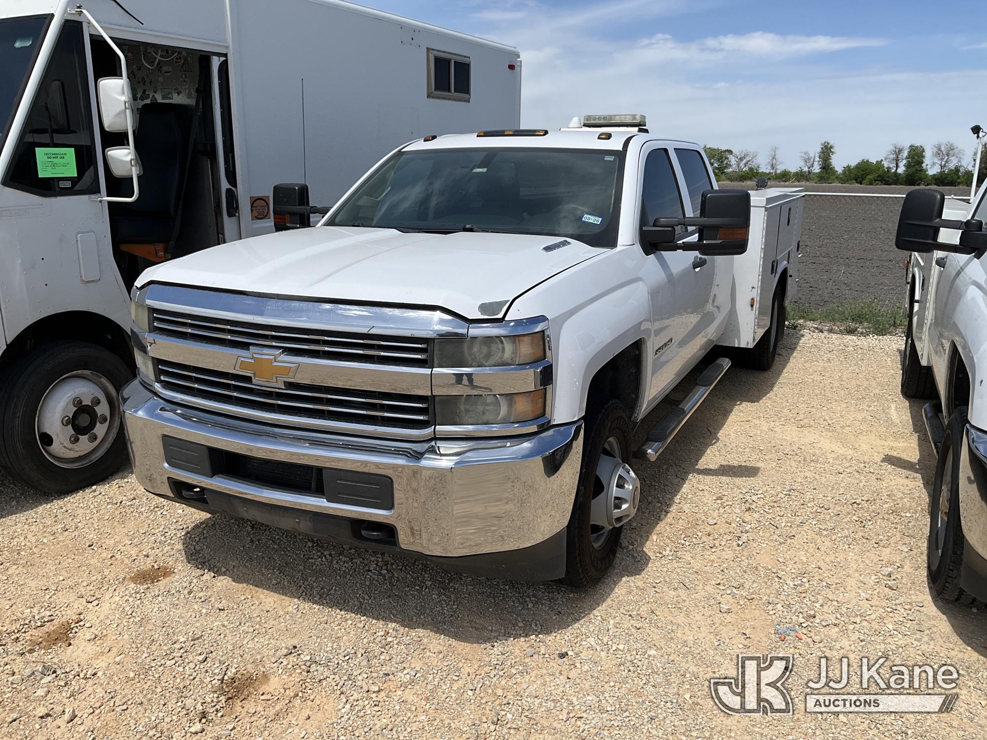 Photo of a 2015 Chevrolet Silverado 3500HD