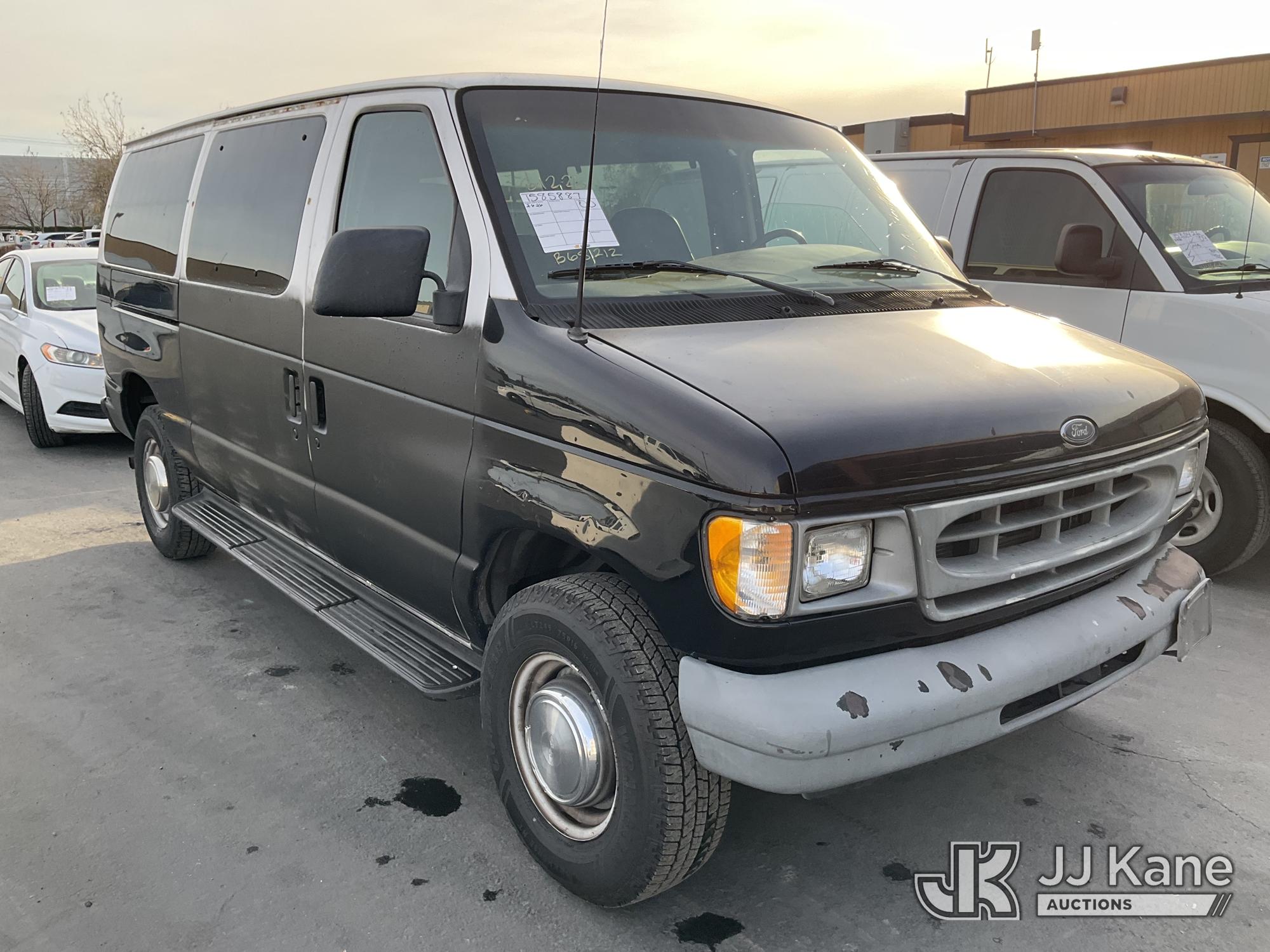  Ford Econoline Wagon E-350 SD