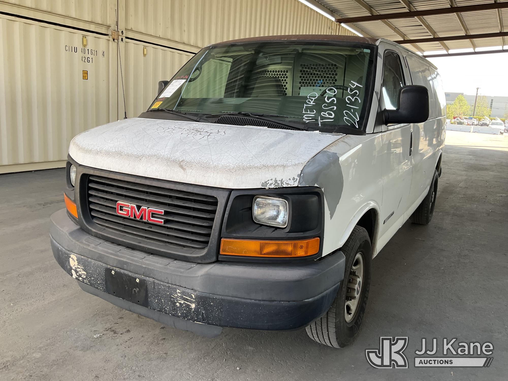 Photo of a 2006 GMC Savana