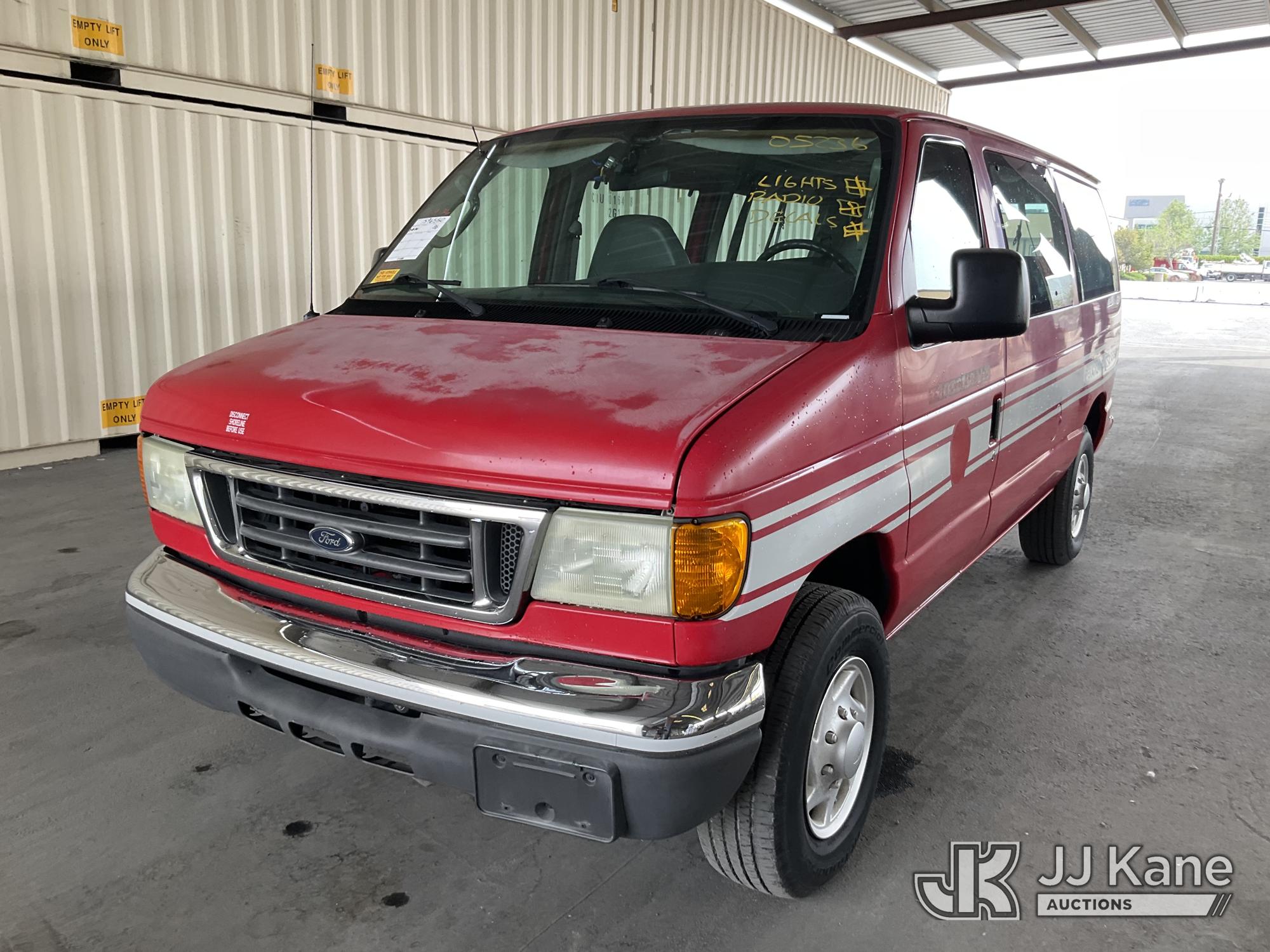 Photo of a 2006 Ford Econoline