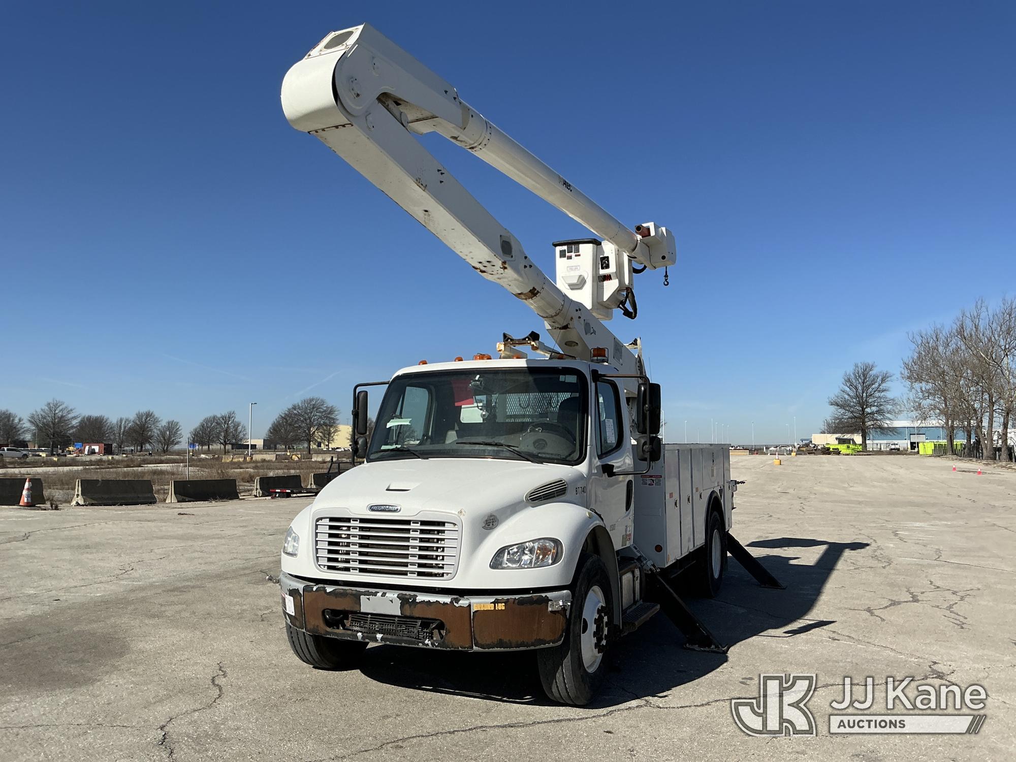 Photo of a 2014 Freightliner M2 106