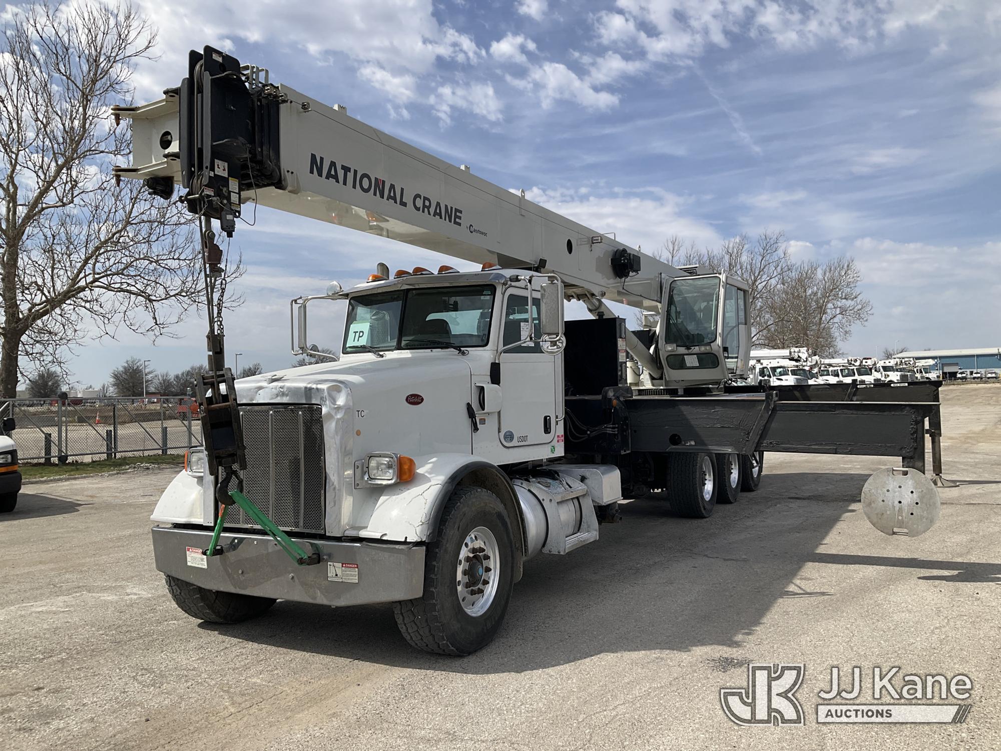 Photo of a 2013 Peterbilt 365