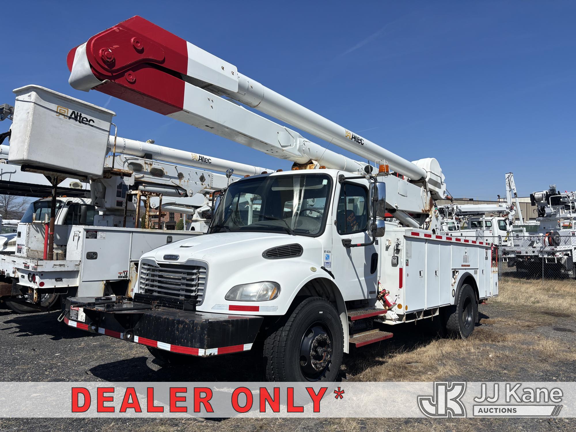 Photo of a 2005 Freightliner M2 106