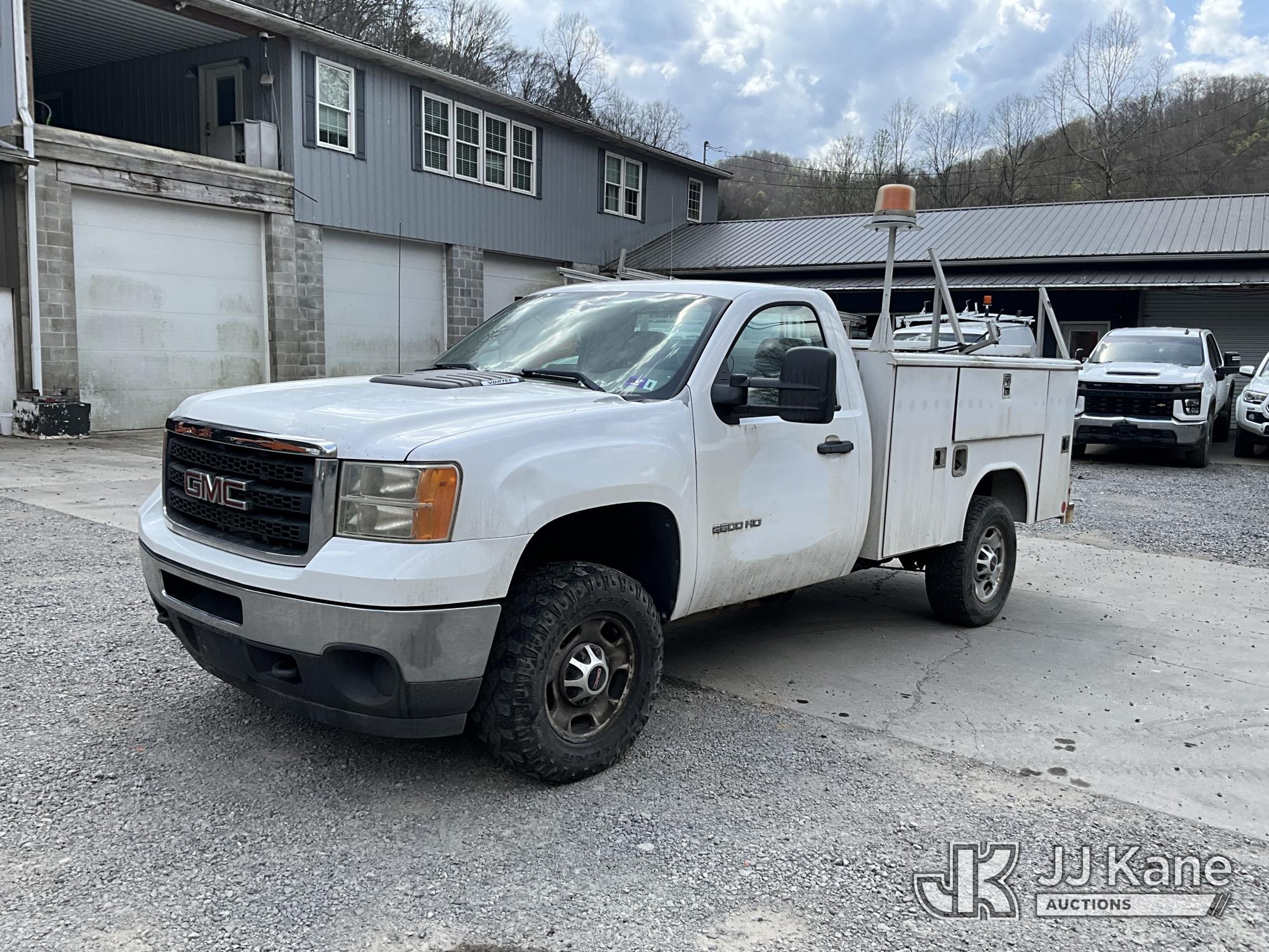 2011 GMC Sierra 2500HD 4x4 Service Truck