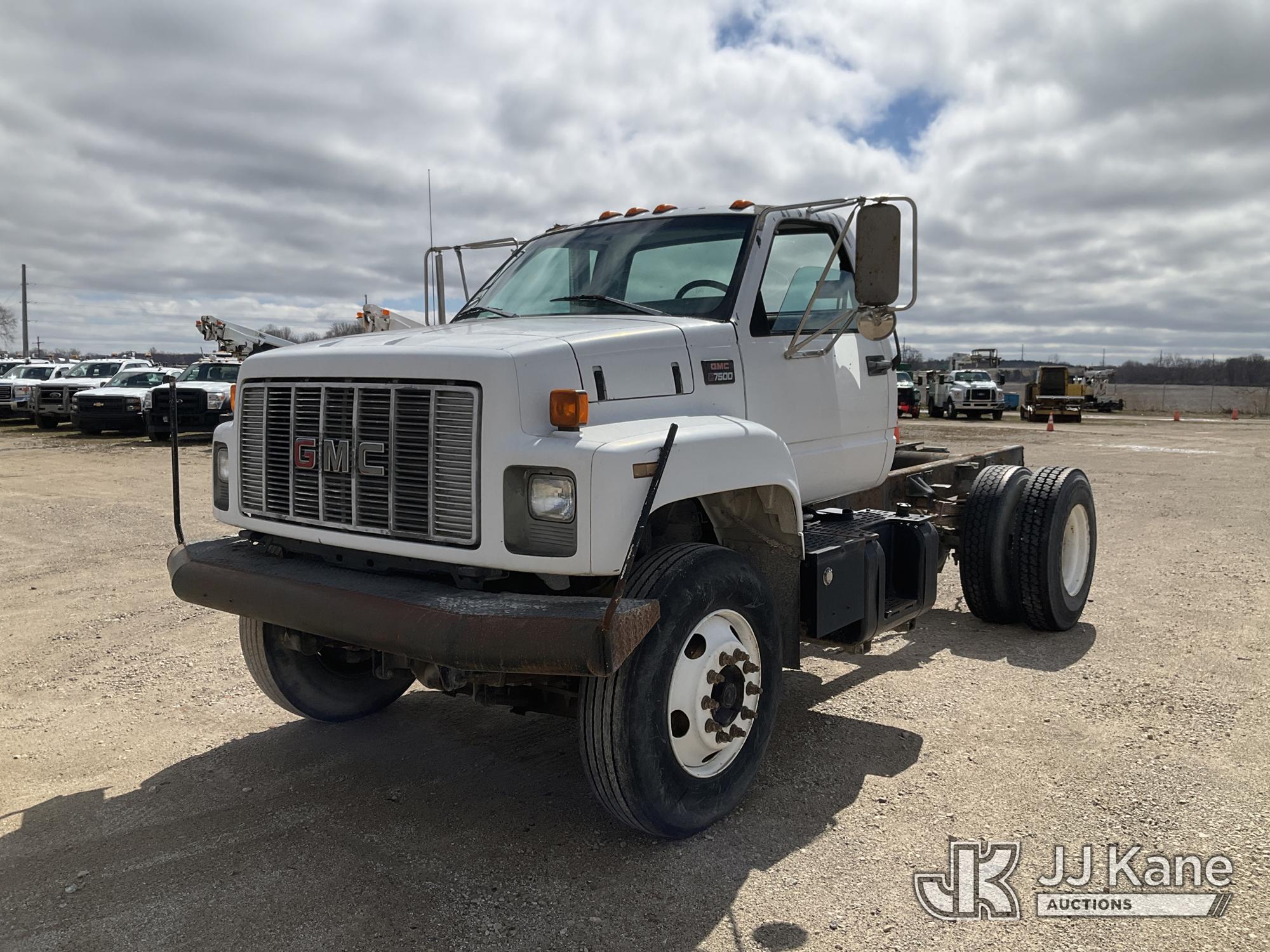 Photo of a 1999 GMC C7H042