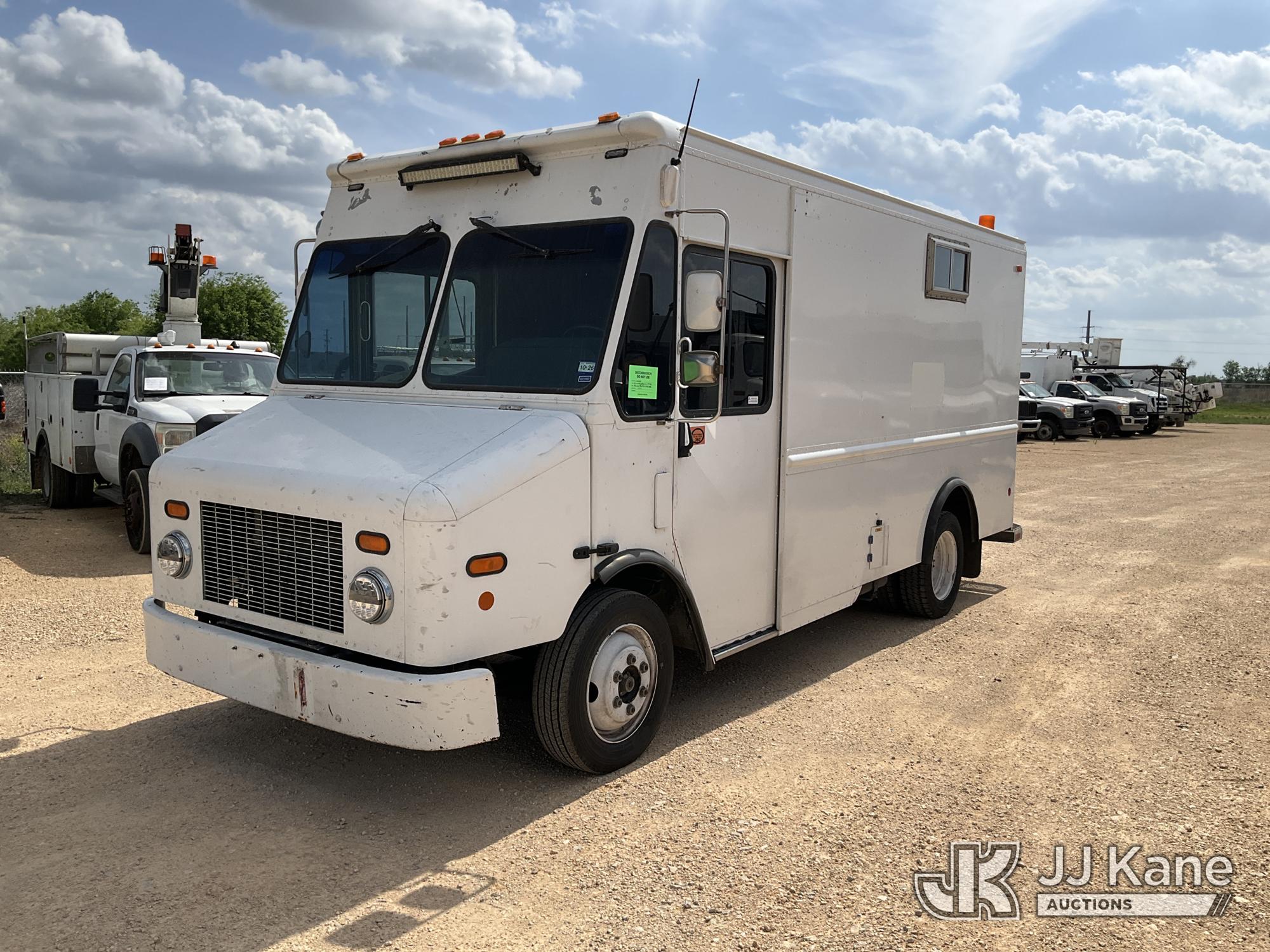 Photo of a 2006 Freightliner MT45 Chassis