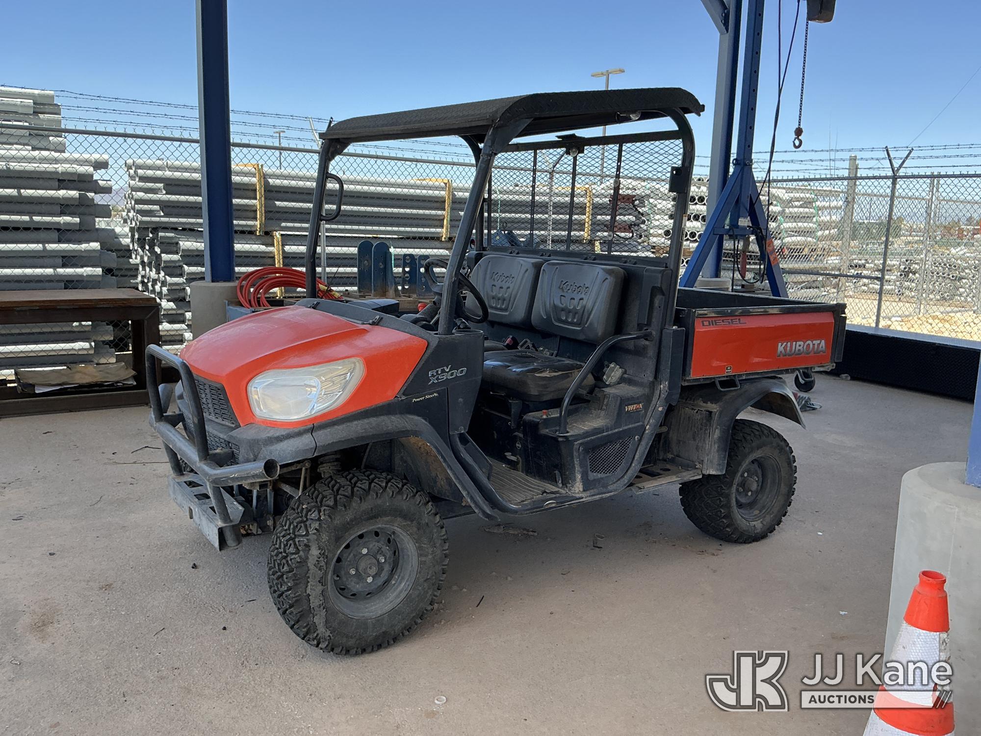 Photo of a 2015 Kubota RTV-X900