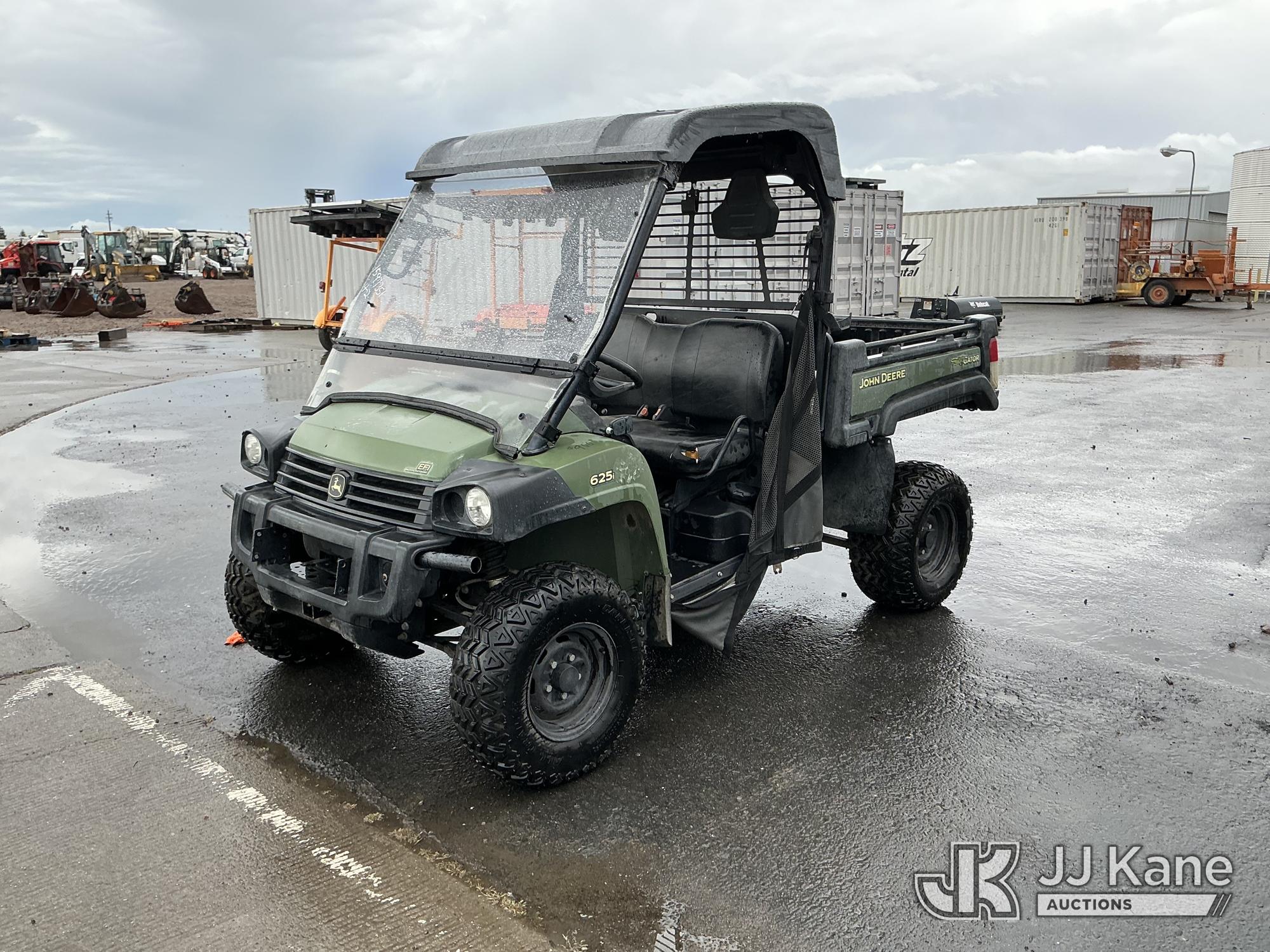 Photo of a 2015 John Deere 625i