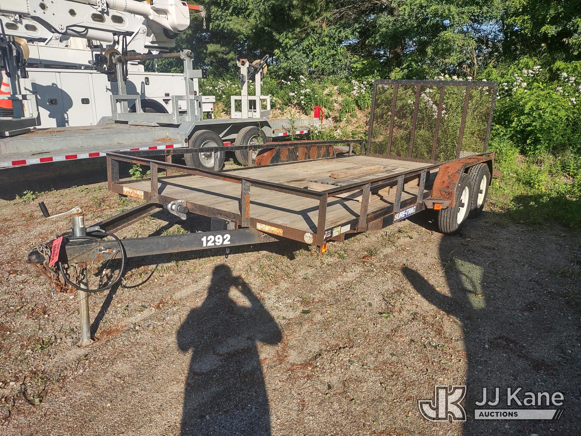 2018 Novae ST8216UAT-B-070 T/A Tagalong Trailer