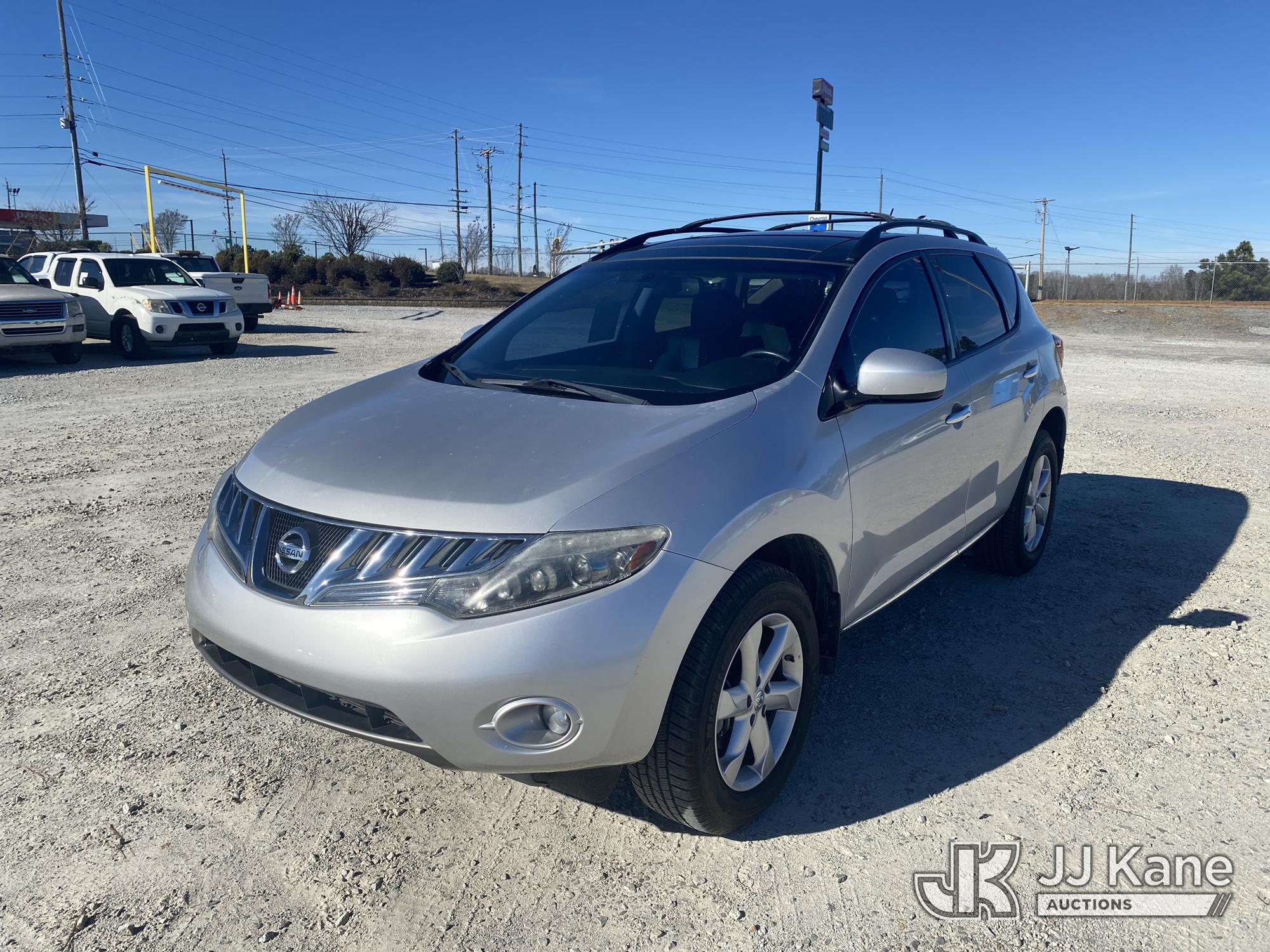Photo of a 2010 Nissan Murano