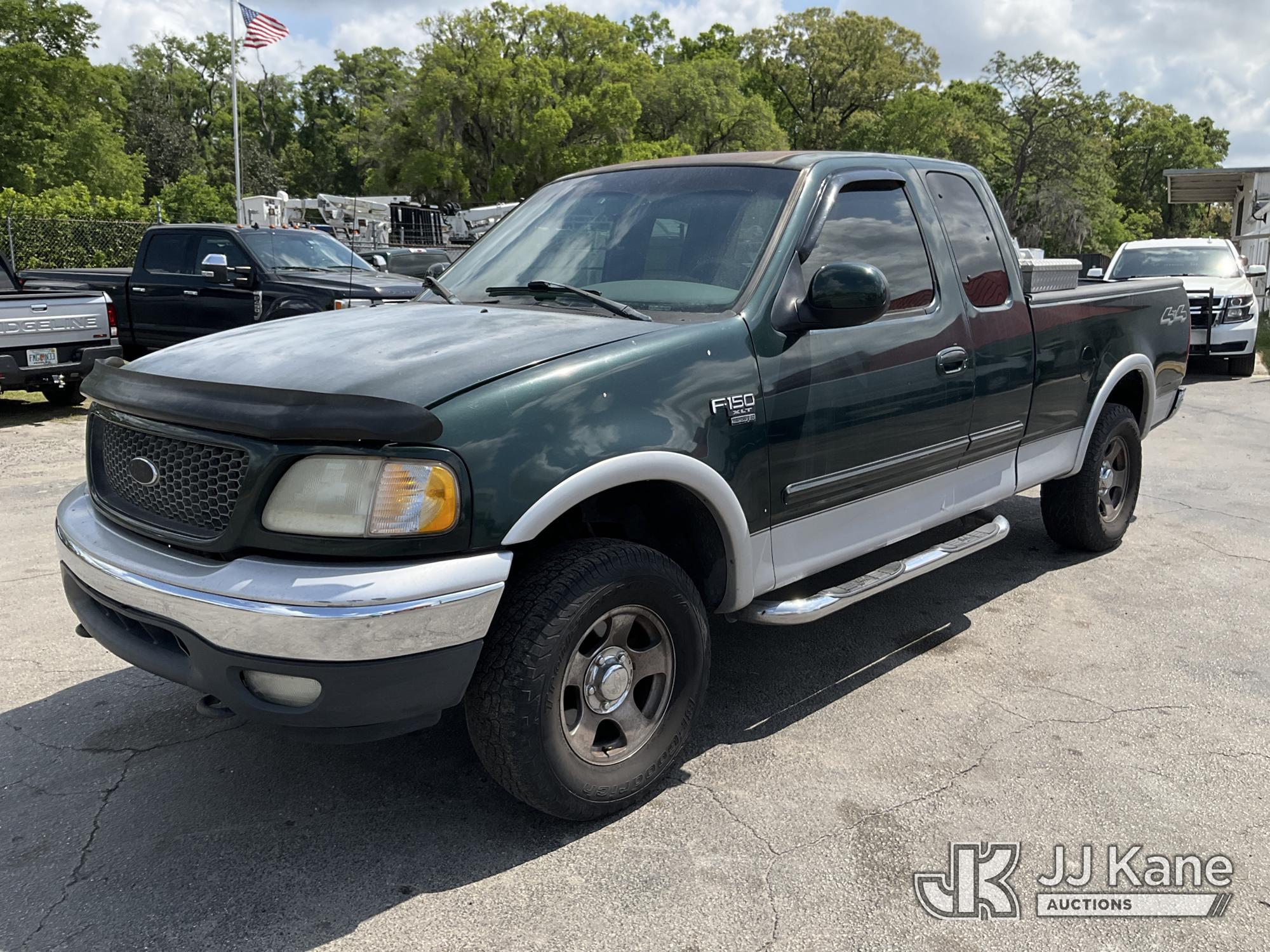 Photo of a 2001 Ford F150 4x4