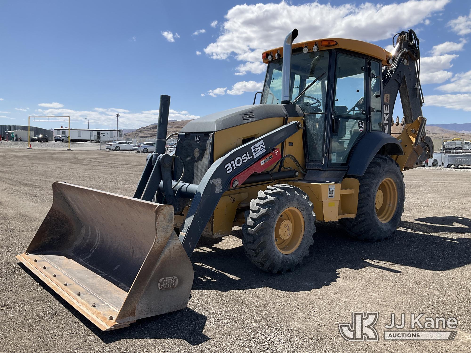 Photo of a 2019 John Deere 310SL