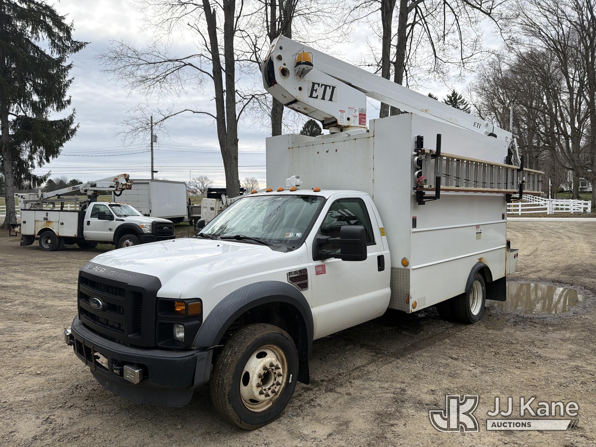 Photo of a 2008 Ford F-550
