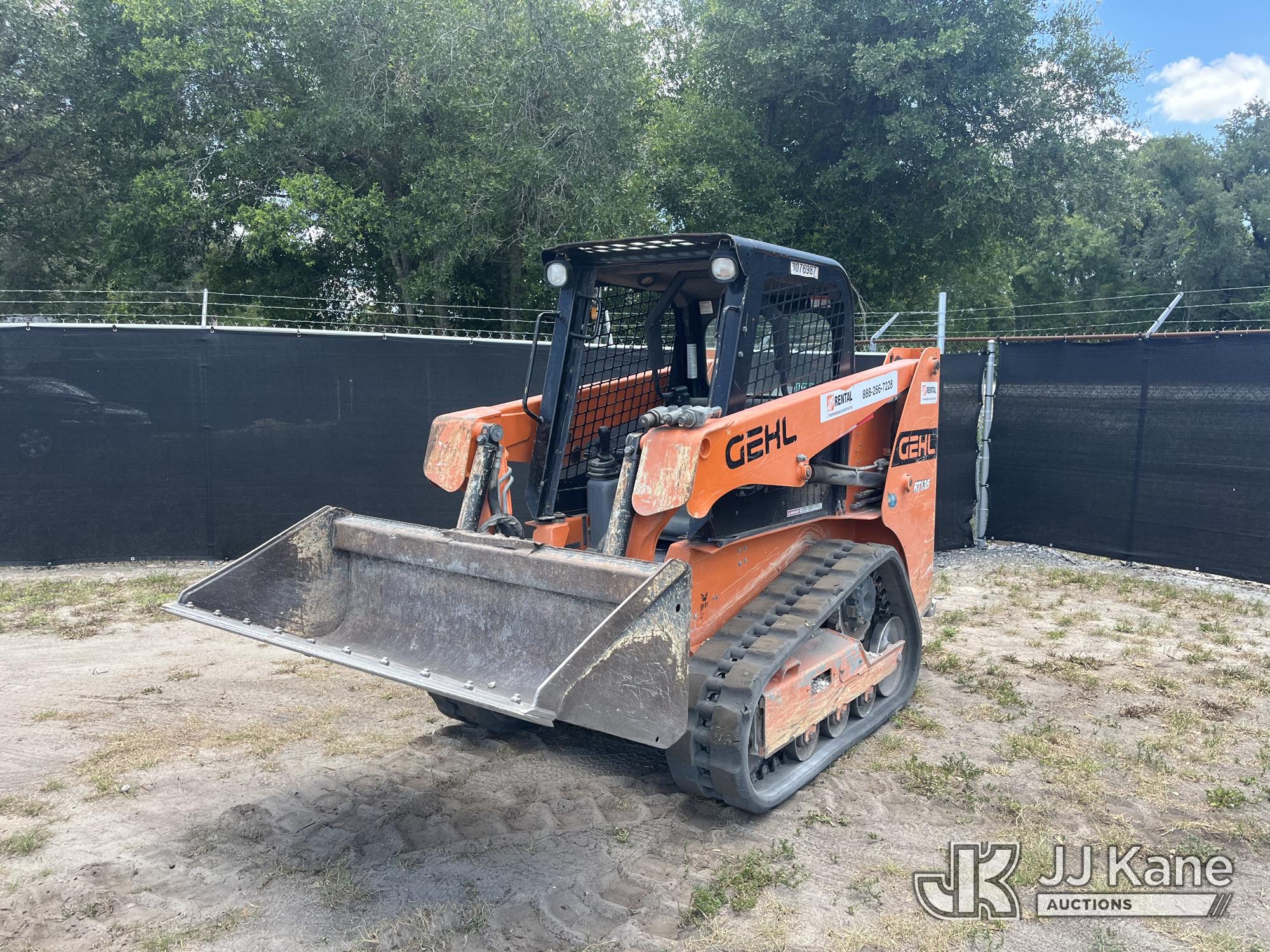Photo of a 2021 Gehl RT135
