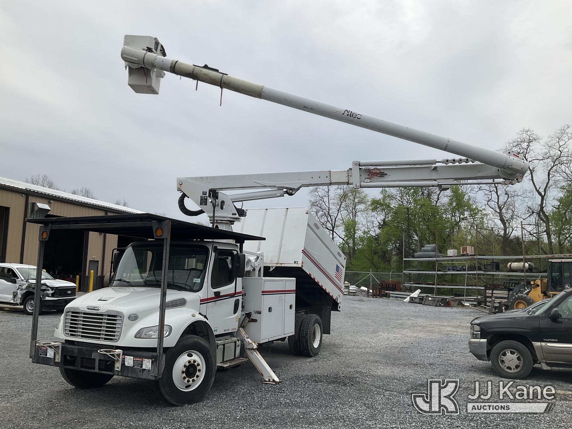 Photo of a 2015 Freightliner M2 106