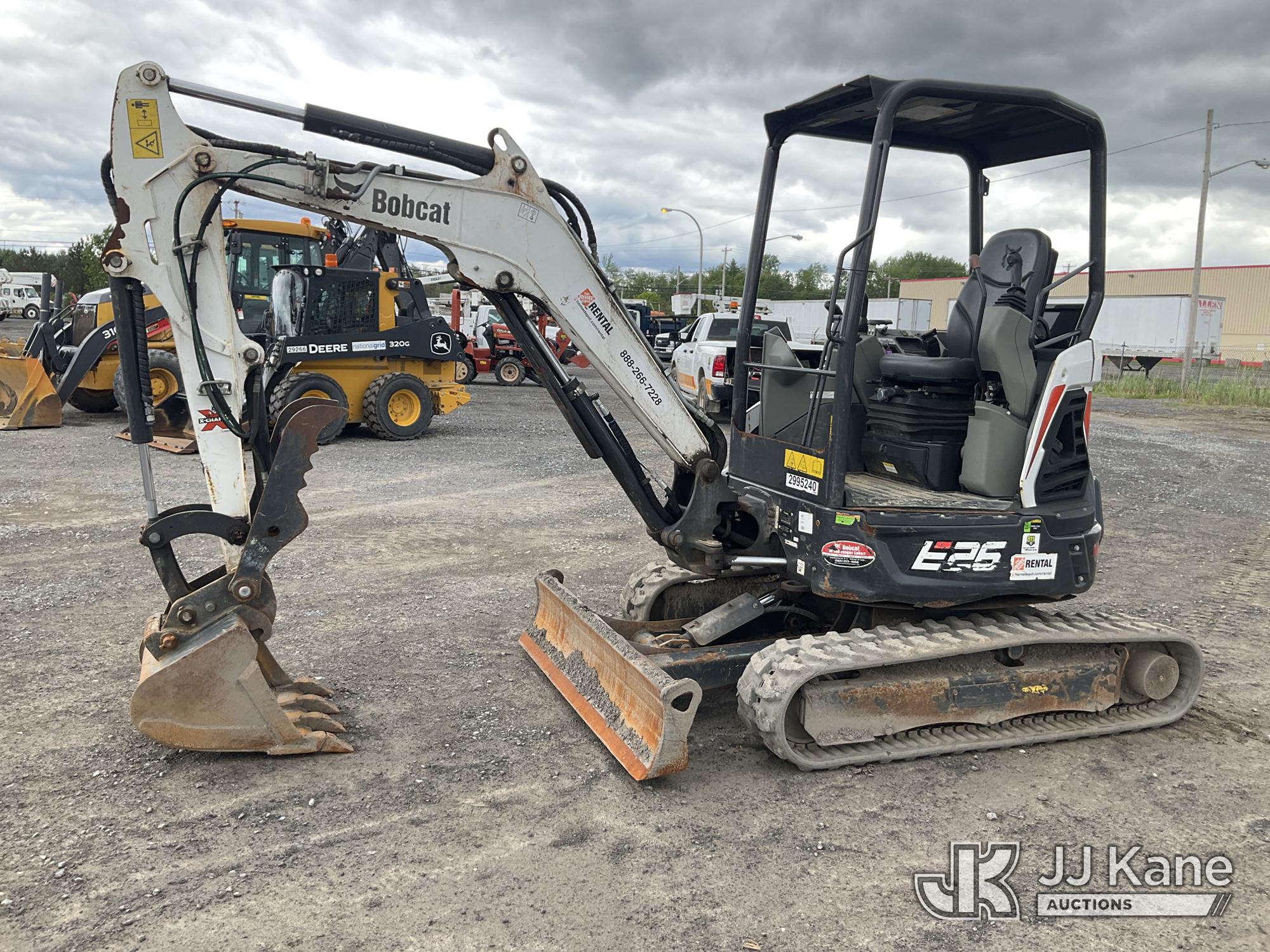 Photo of a 2021 Bobcat E26