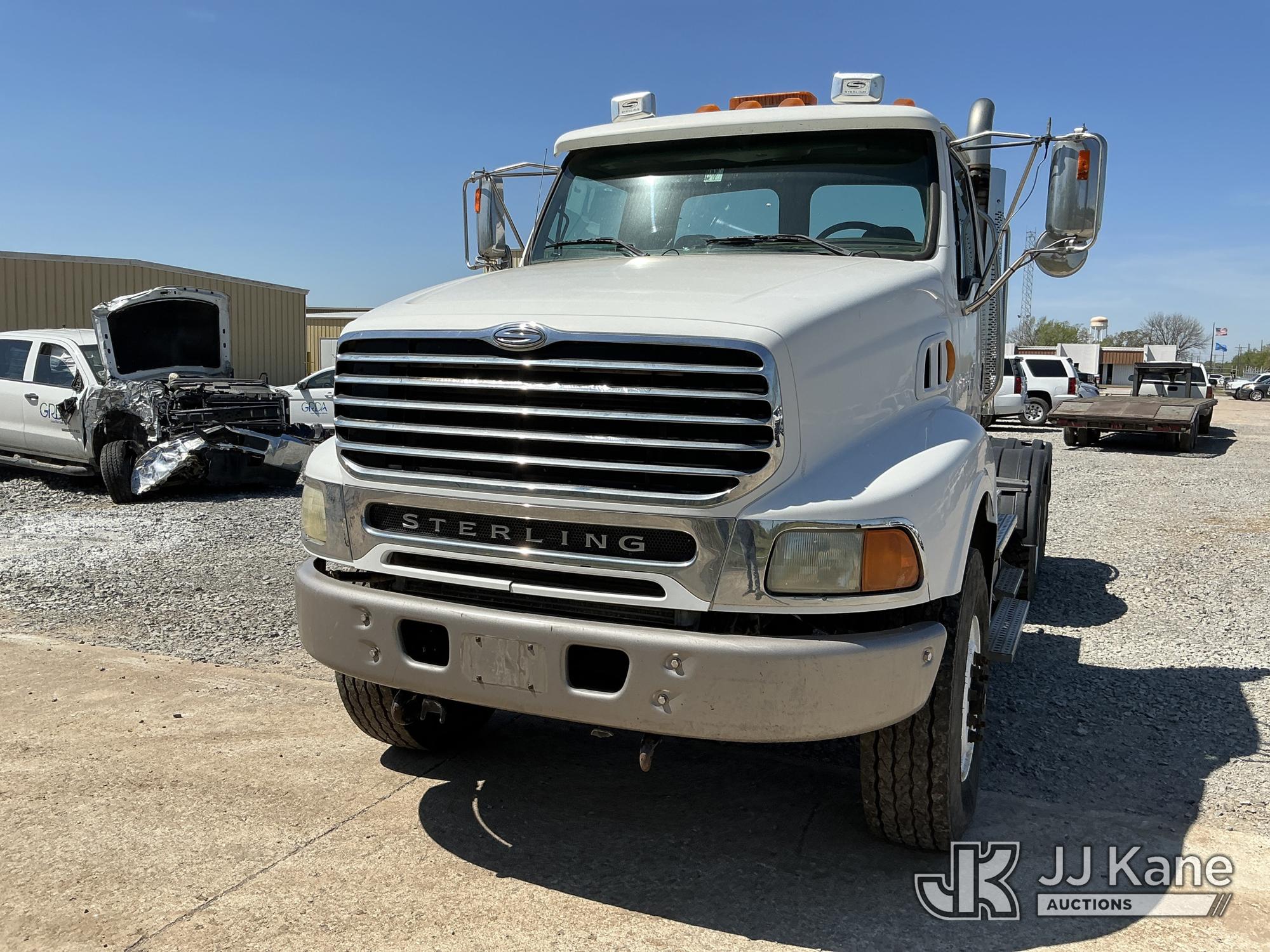 Photo of a 2007 Sterling LT9500