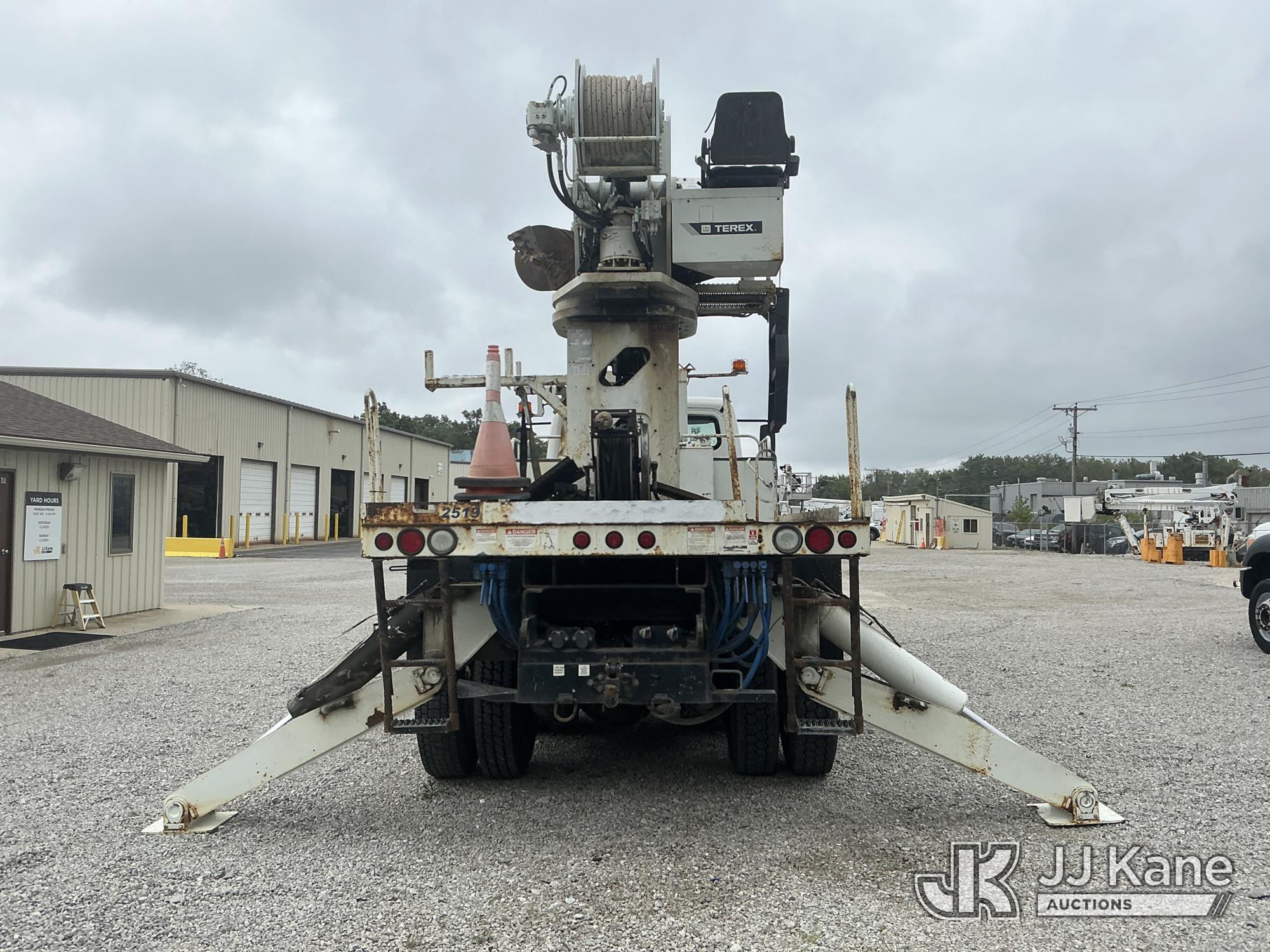 2016 Freightliner M2 106