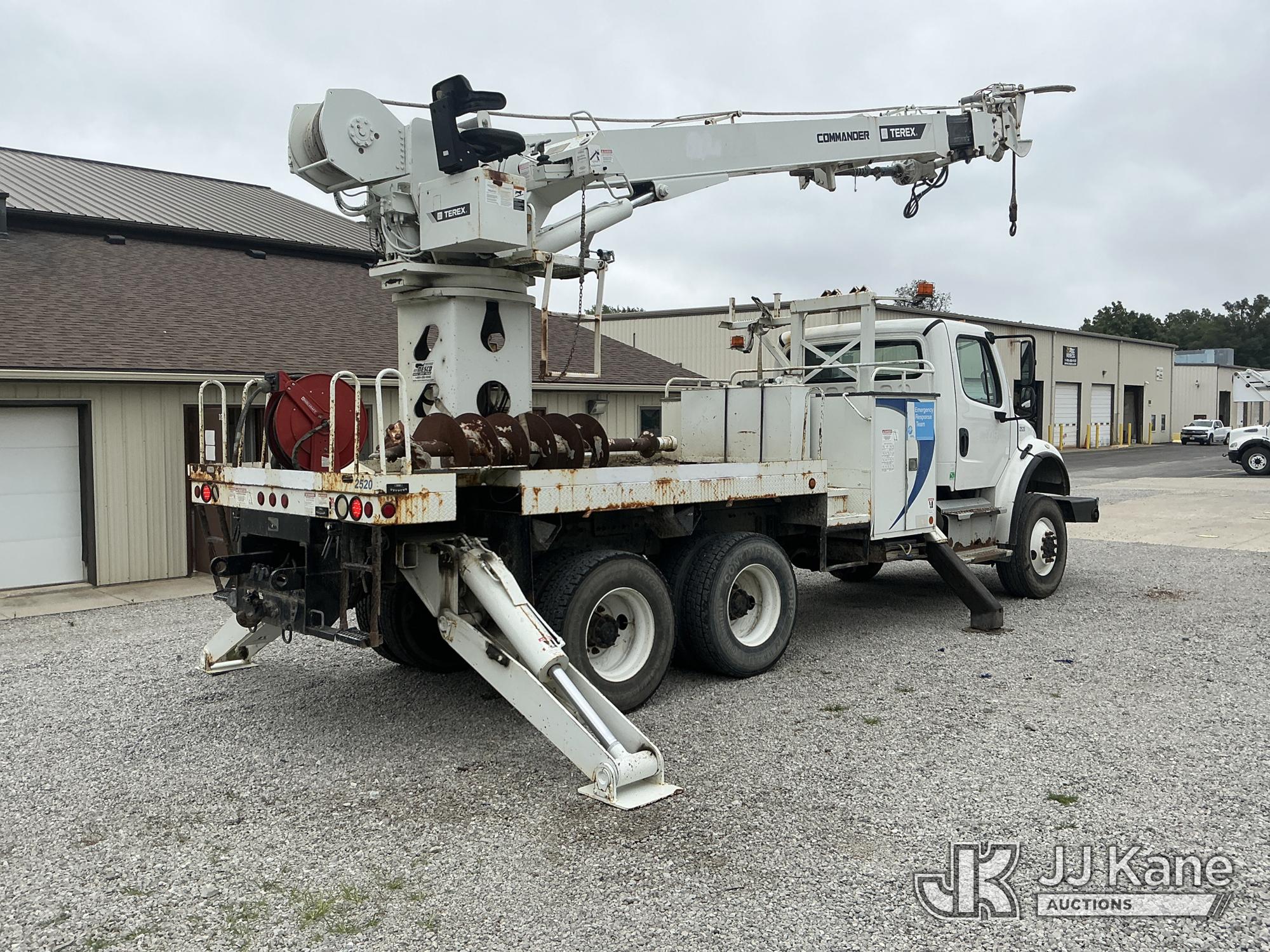 2015 Freightliner M2 106