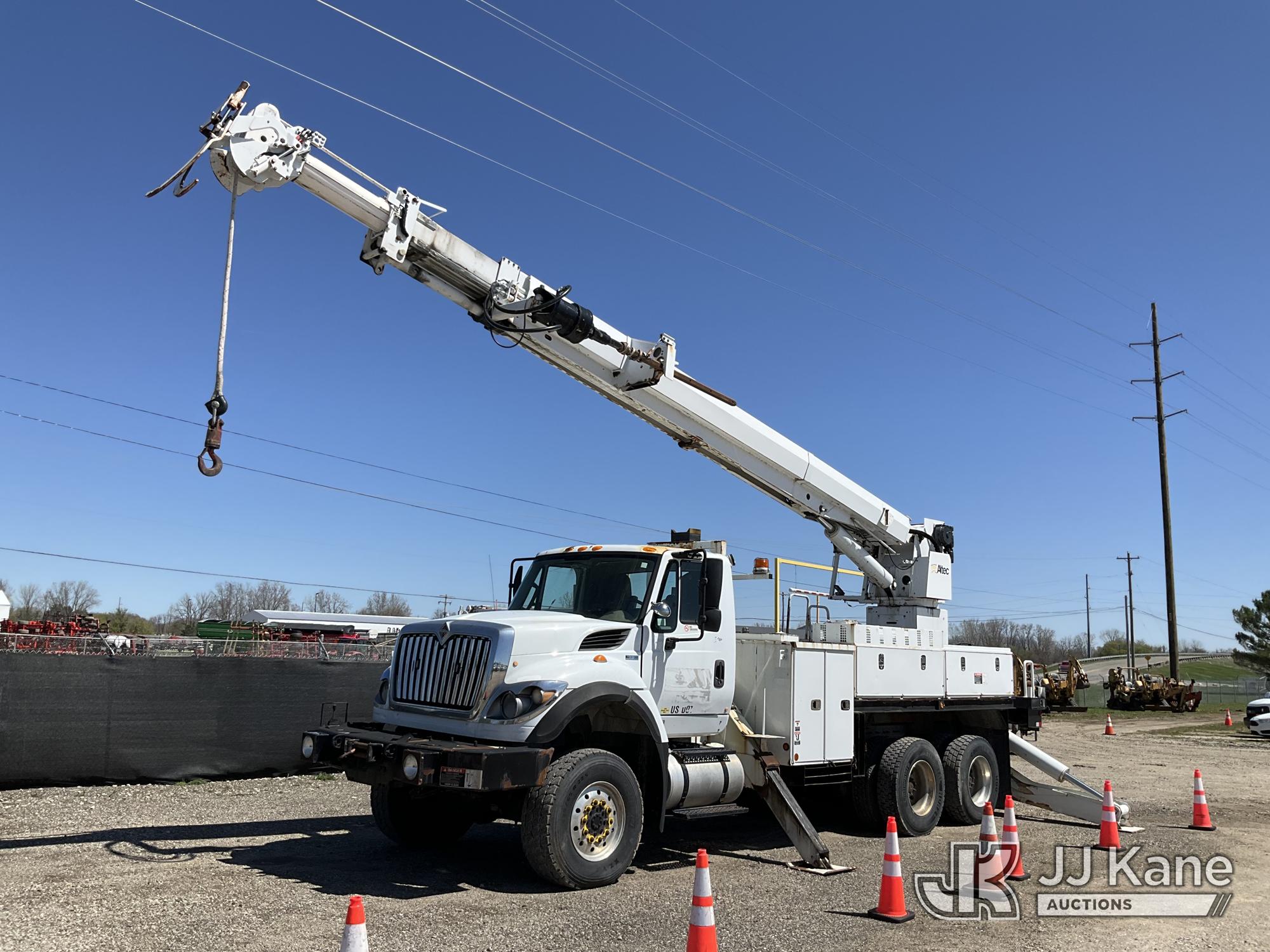 Photo of a 2012 International 7400