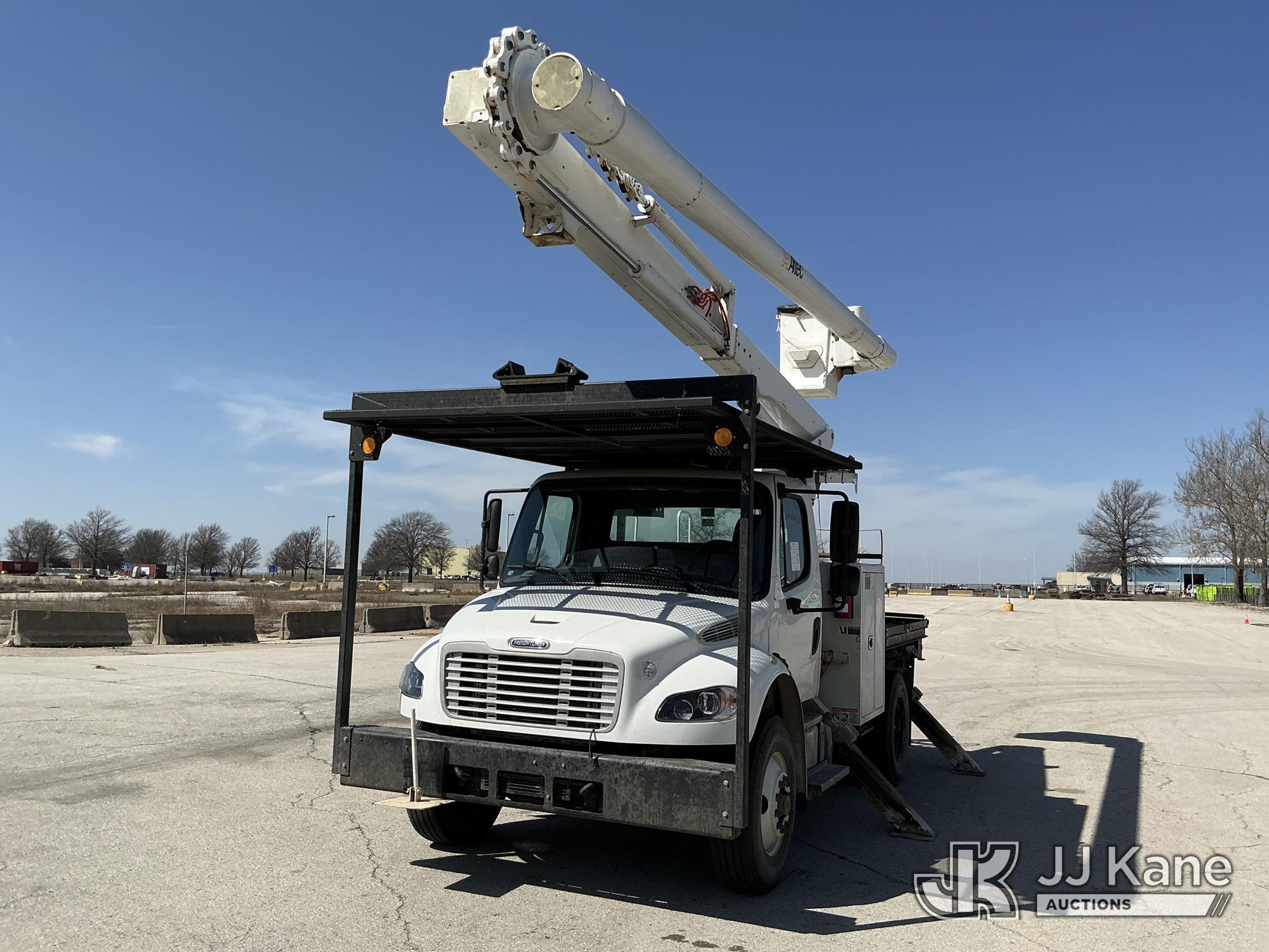 2015 Freightliner M2-106