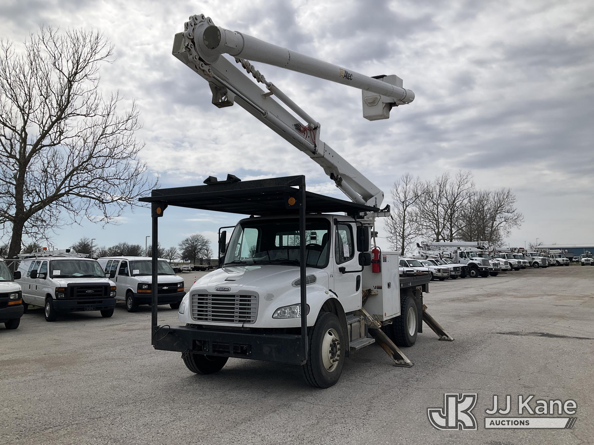 2017 Freightliner M2-106