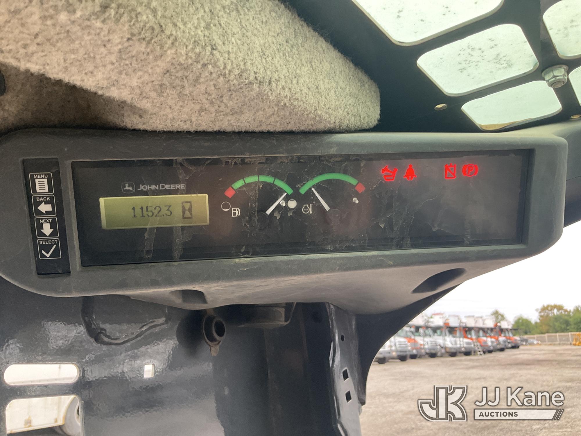 2019 John Deere 317G