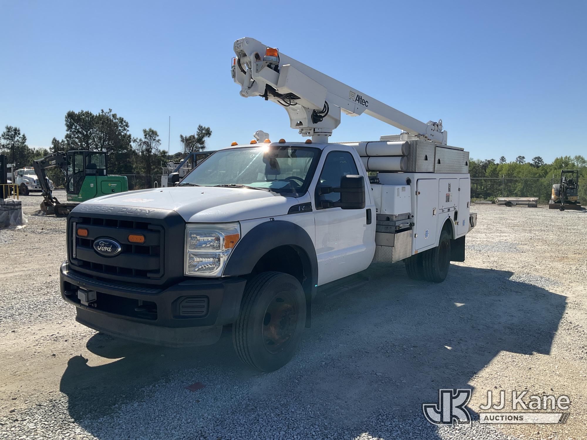 Photo of a 2015 Ford F-450 SD