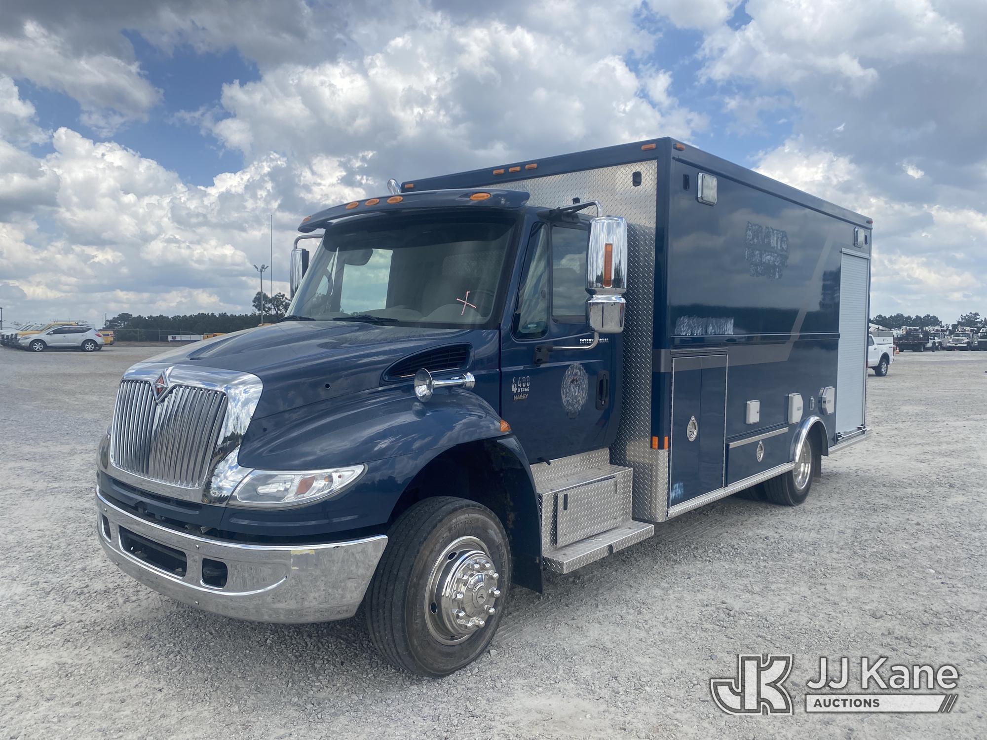 Photo of a 2005 International 4400 LP