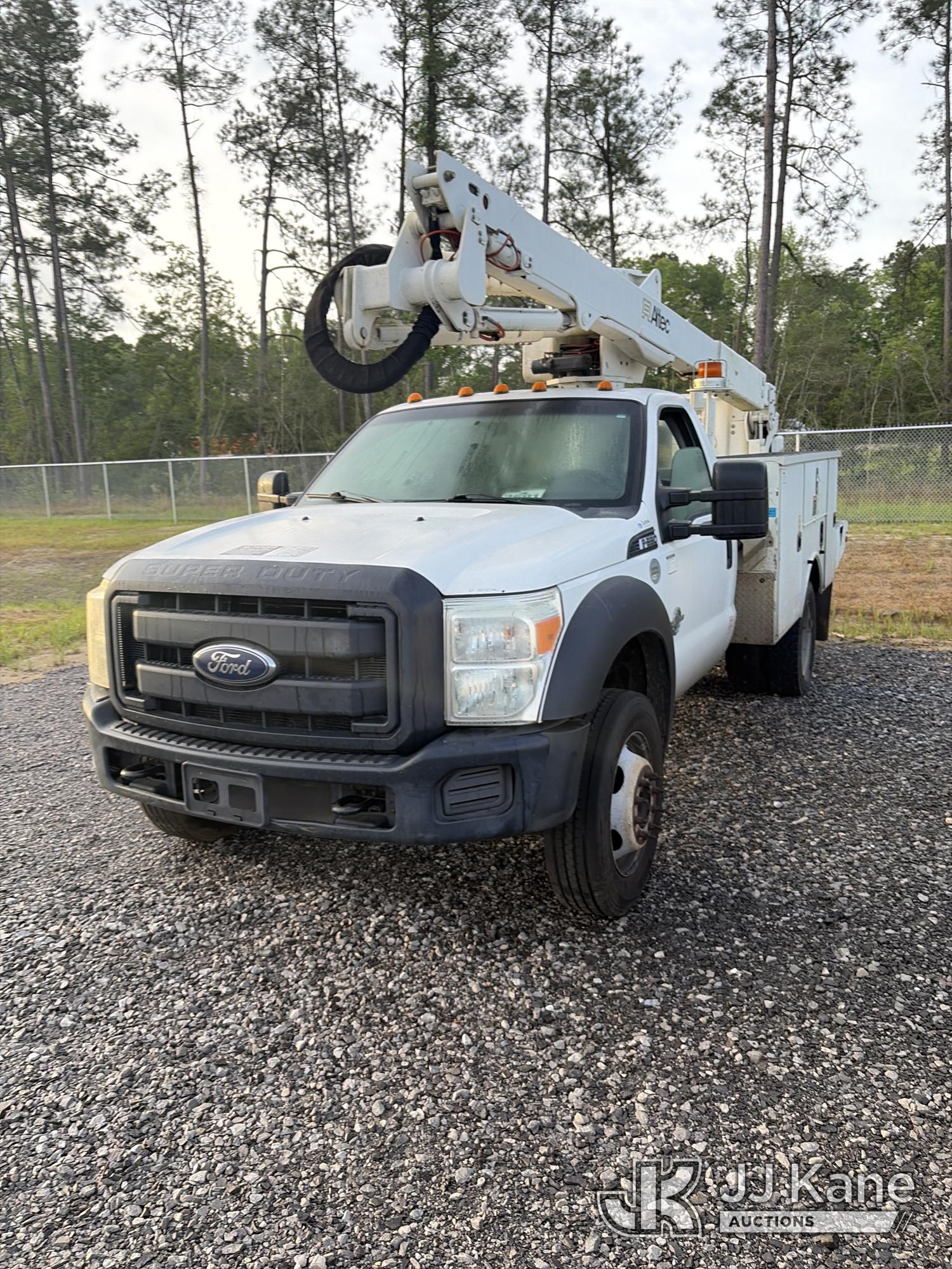 Photo of a 2016 Ford F-550
