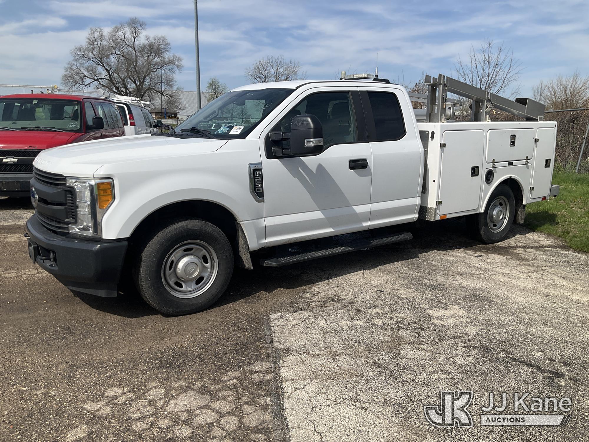 Photo of a 2017 Ford F-250 SD