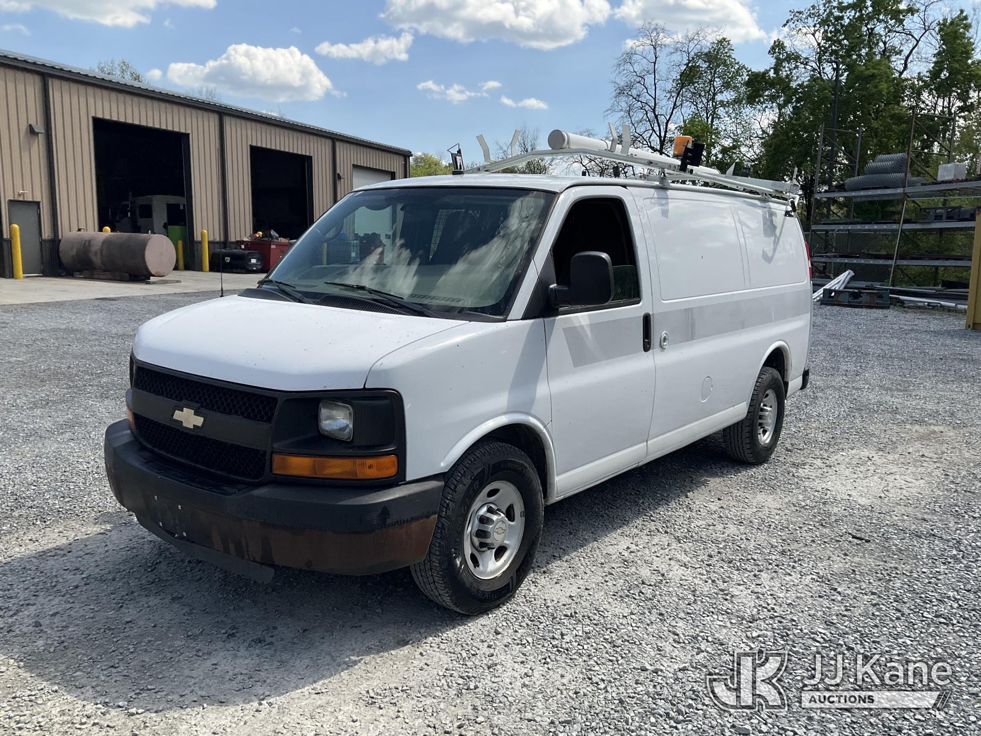 Photo of a 2011 Chevrolet Express G2500