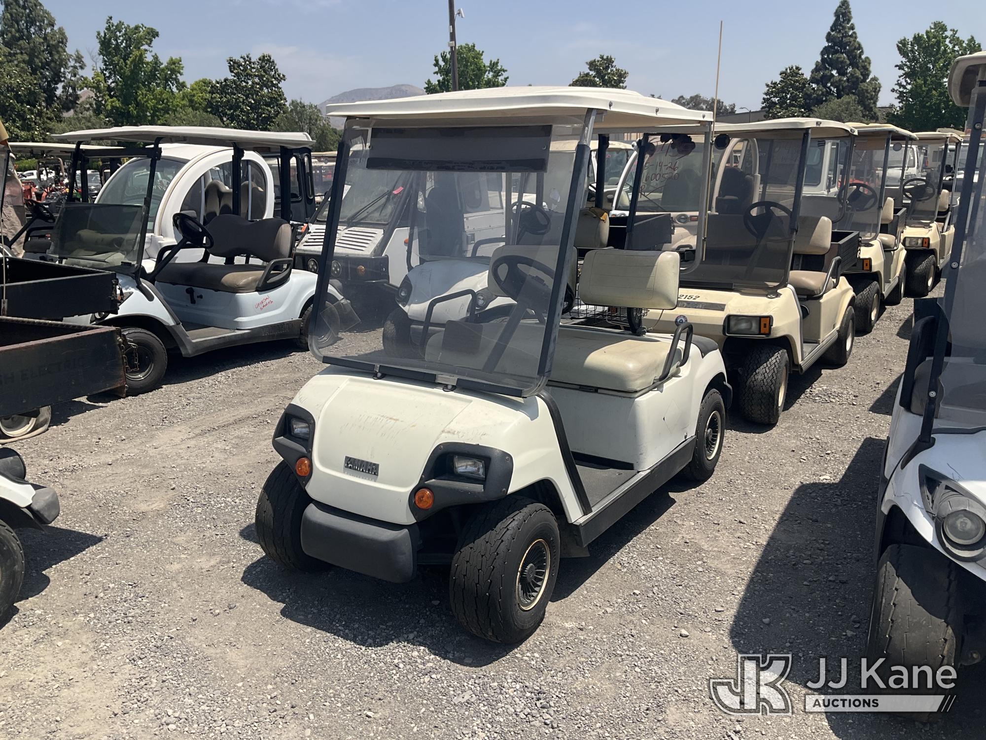 1998 Yamaha Golf Cart