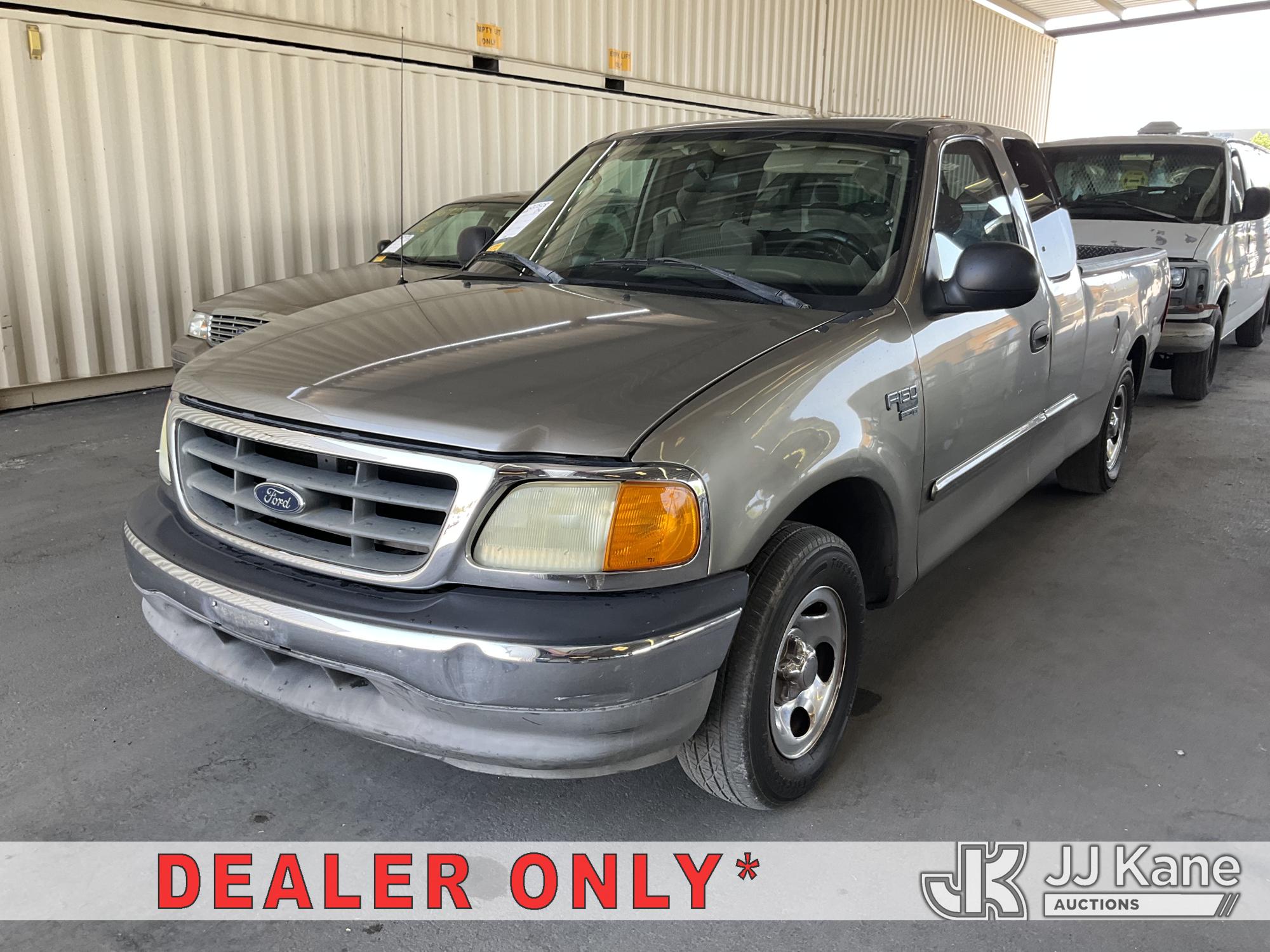 Photo of a 2004 Ford F-150 Heritage