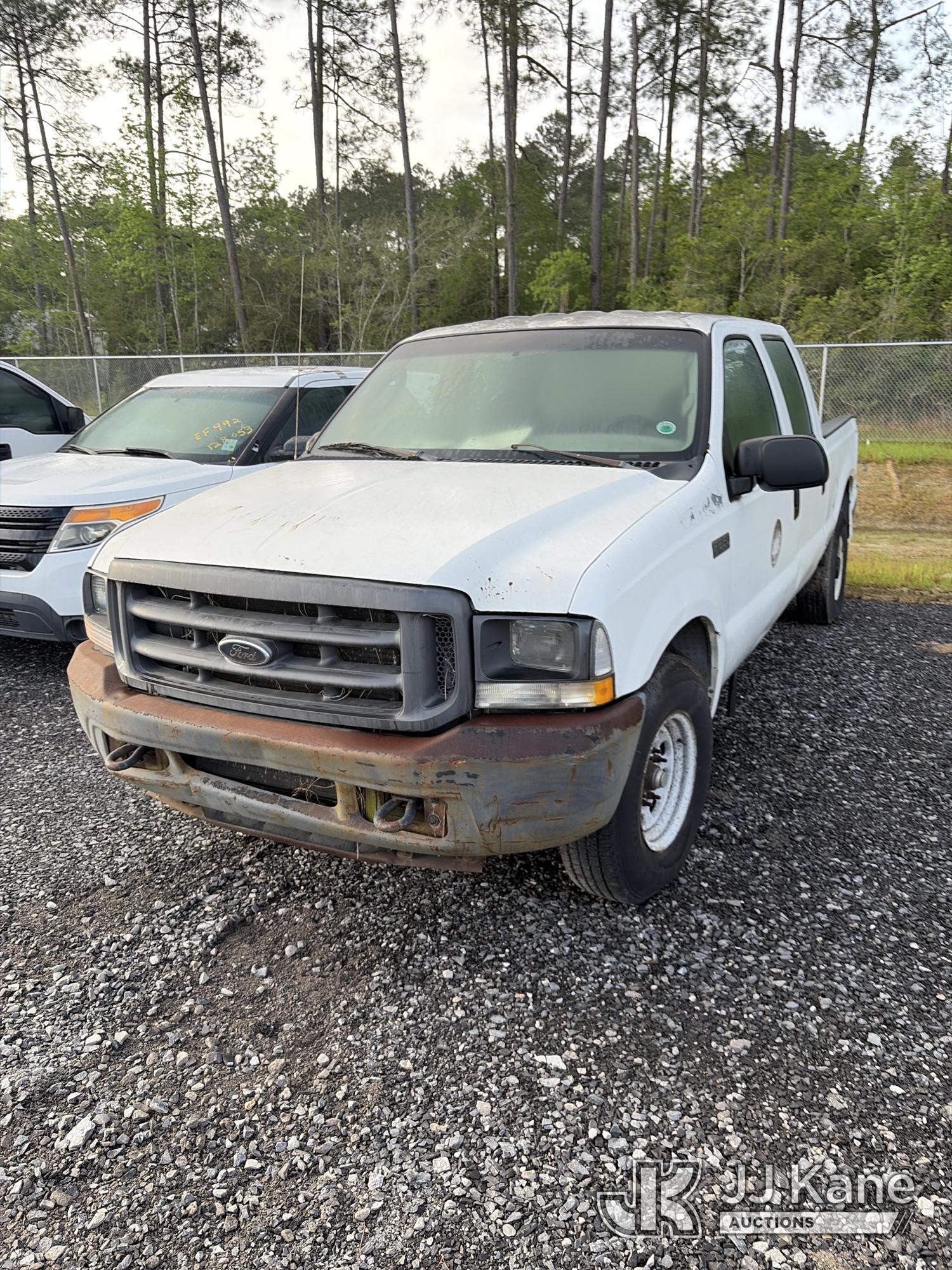 Photo of a 2004 Ford F-250 SD