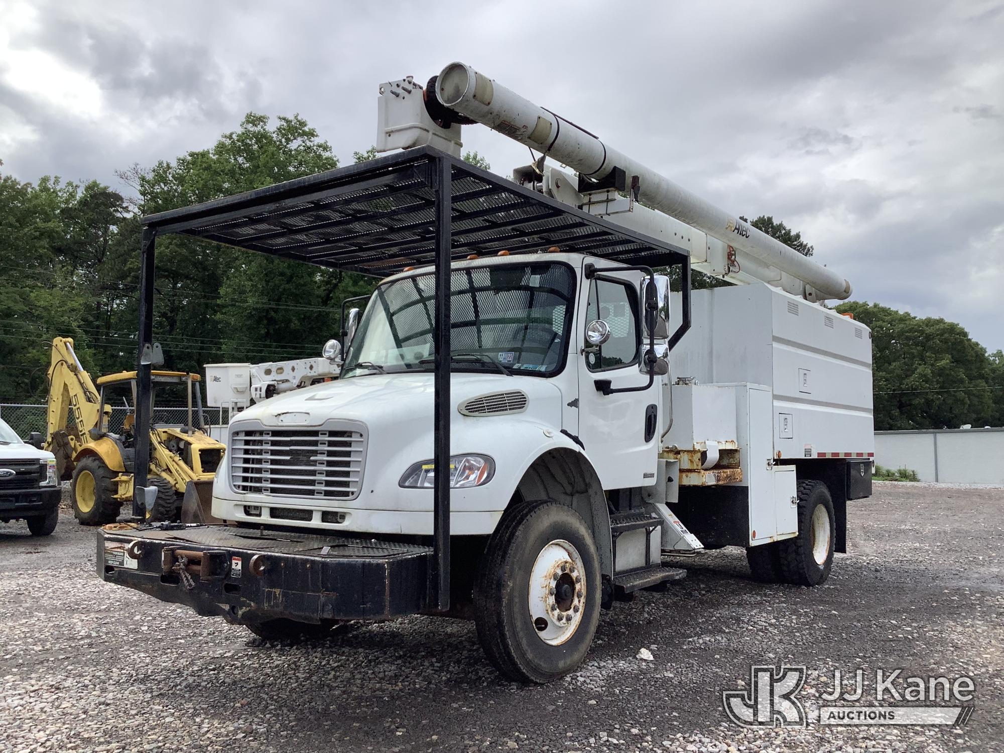 Photo of a 2006 Freightliner M2 106