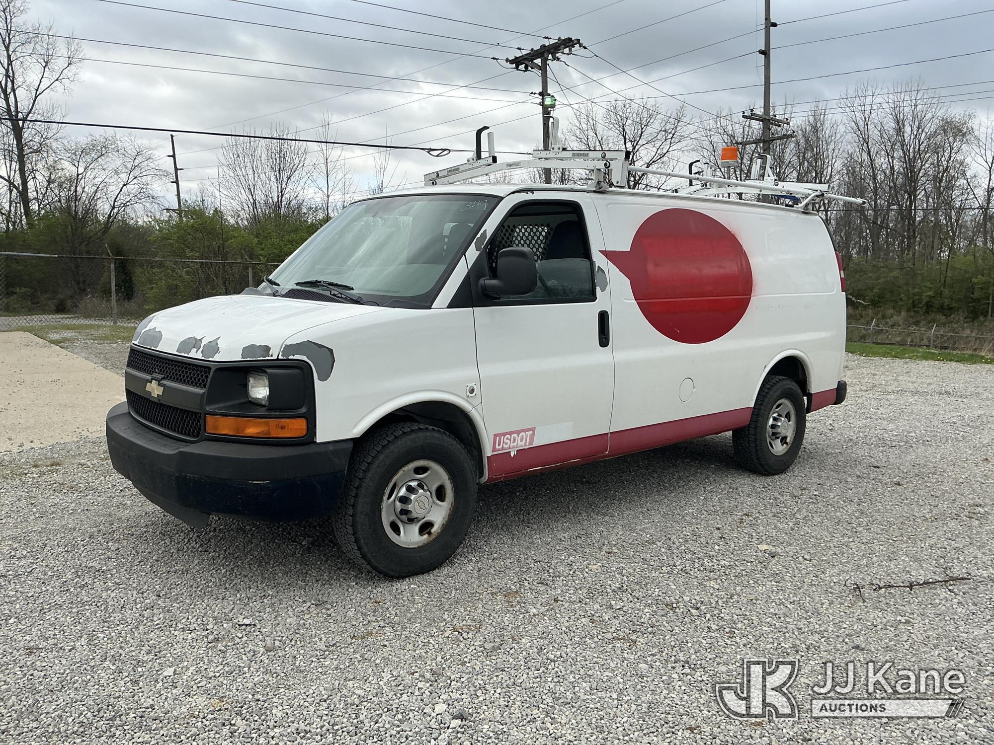 Photo of a 2011 Chevrolet Express G2500