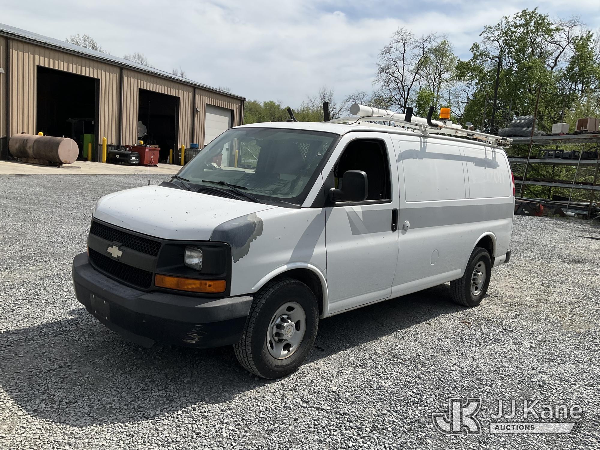Photo of a 2011 Chevrolet Express G2500
