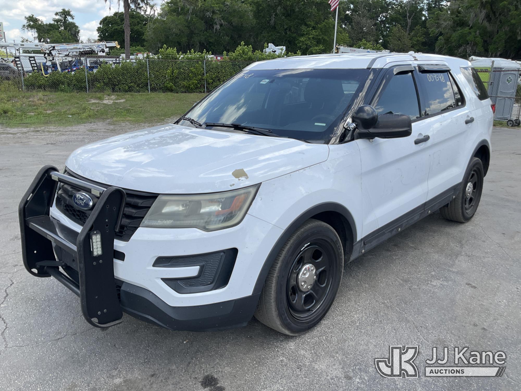 Photo of a 2016 Ford Explorer AWD Police Interceptor