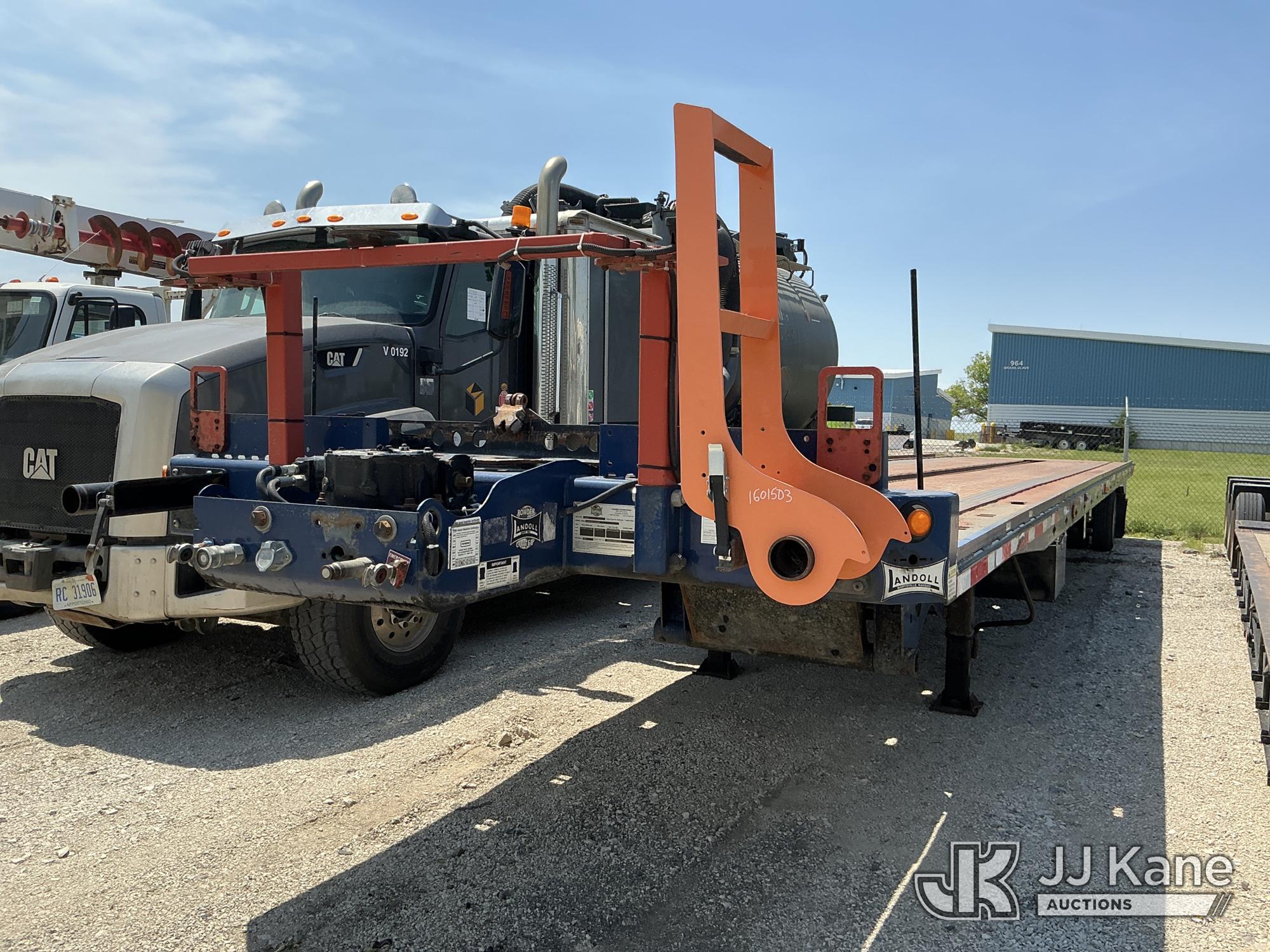 Photo of a 2016 Landoll 343