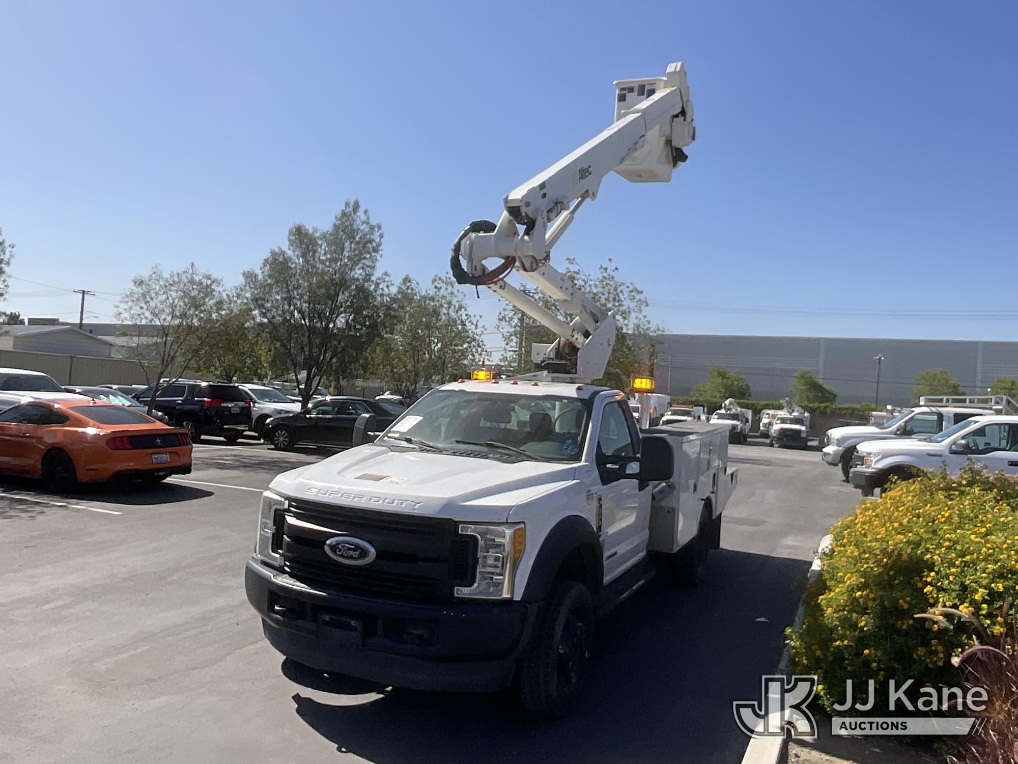 Photo of a 2017 Ford F-550