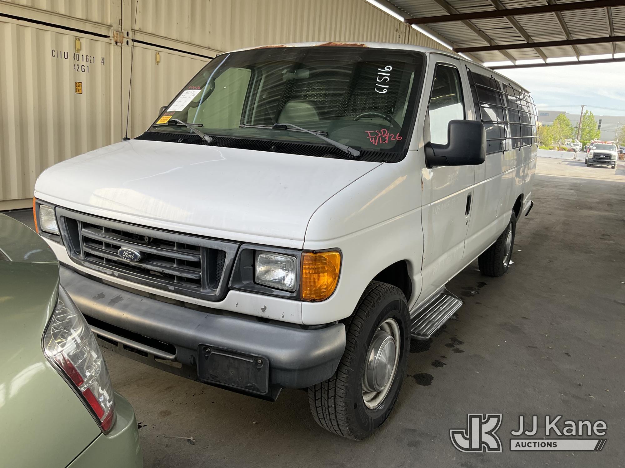 Photo of a 2006 Ford Econoline