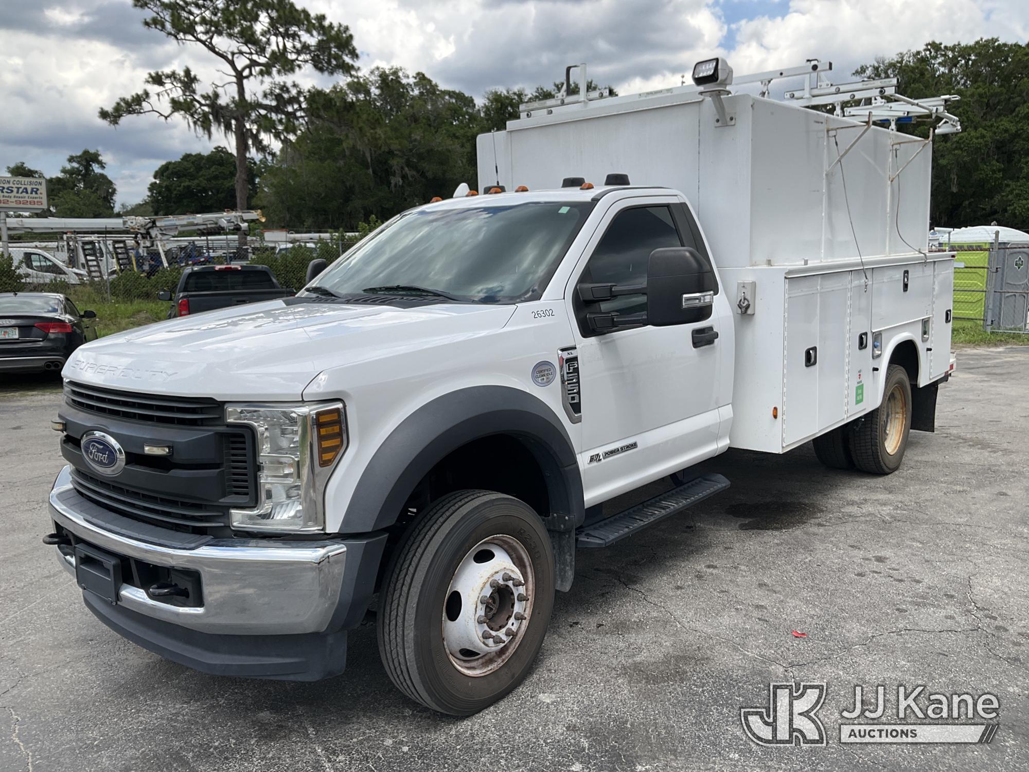 Photo of a 2018 Ford F-550
