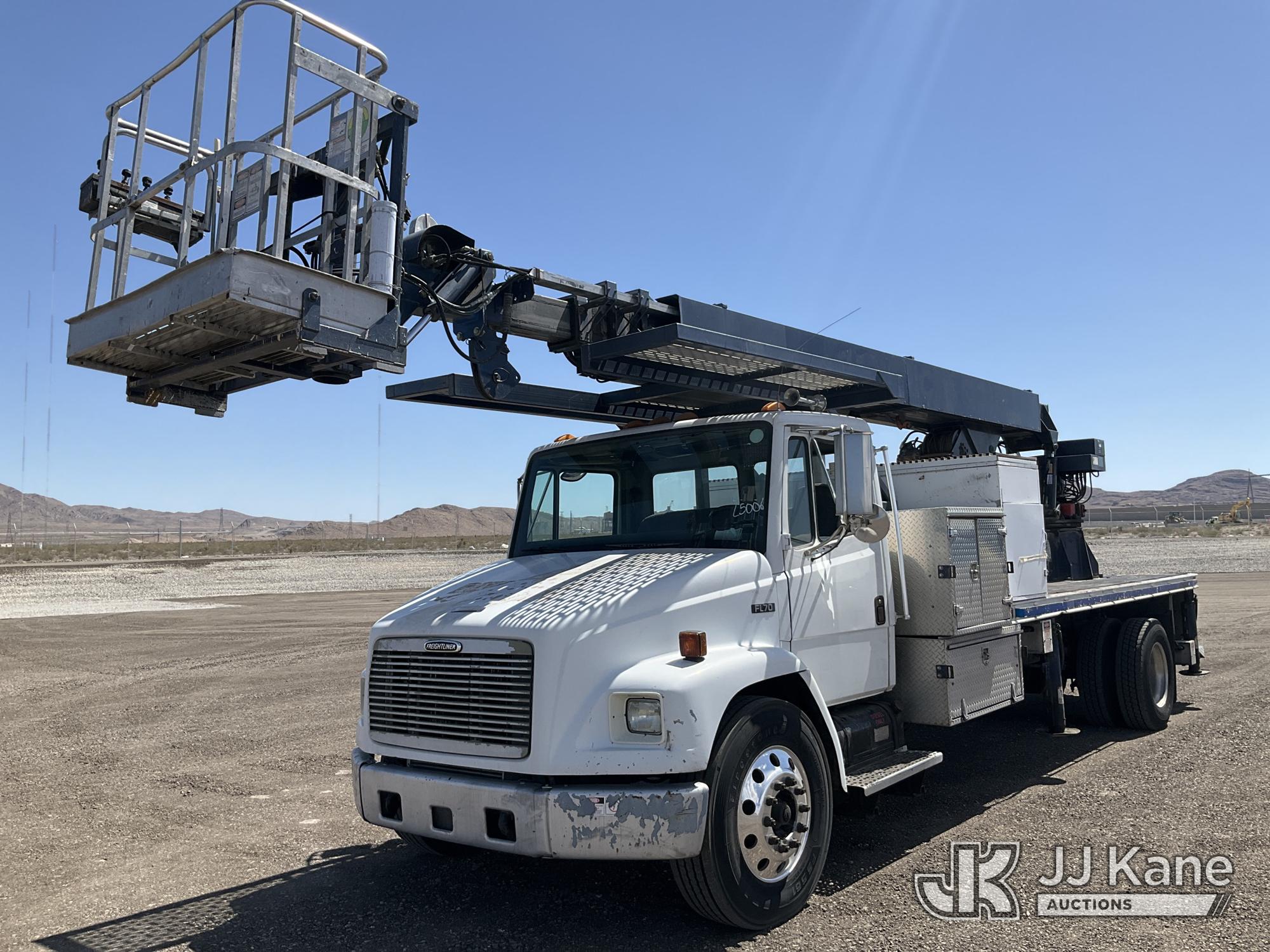 2001 Freightliner FLD70