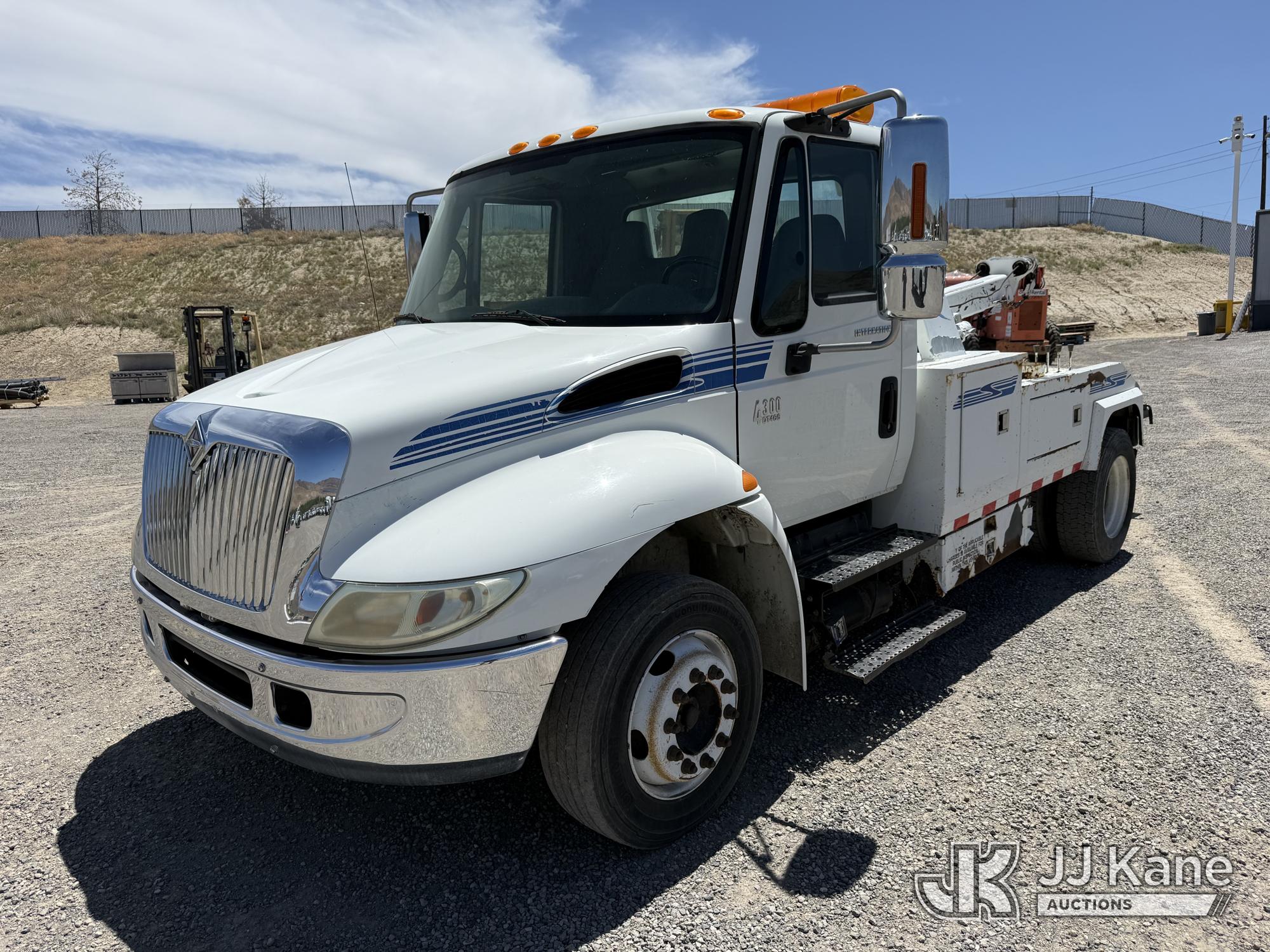 2005 International 4300