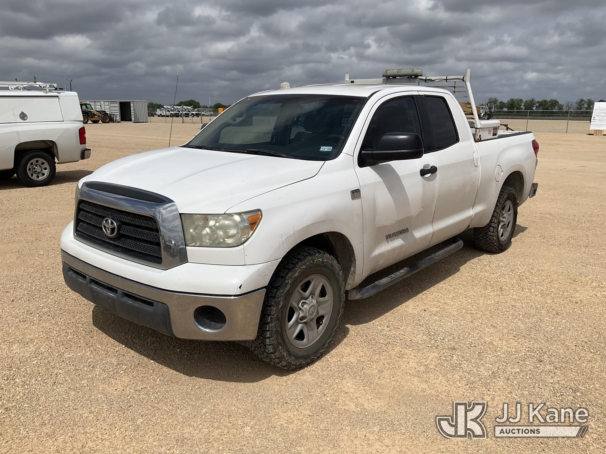 Photo of a 2008 Toyota Tundra